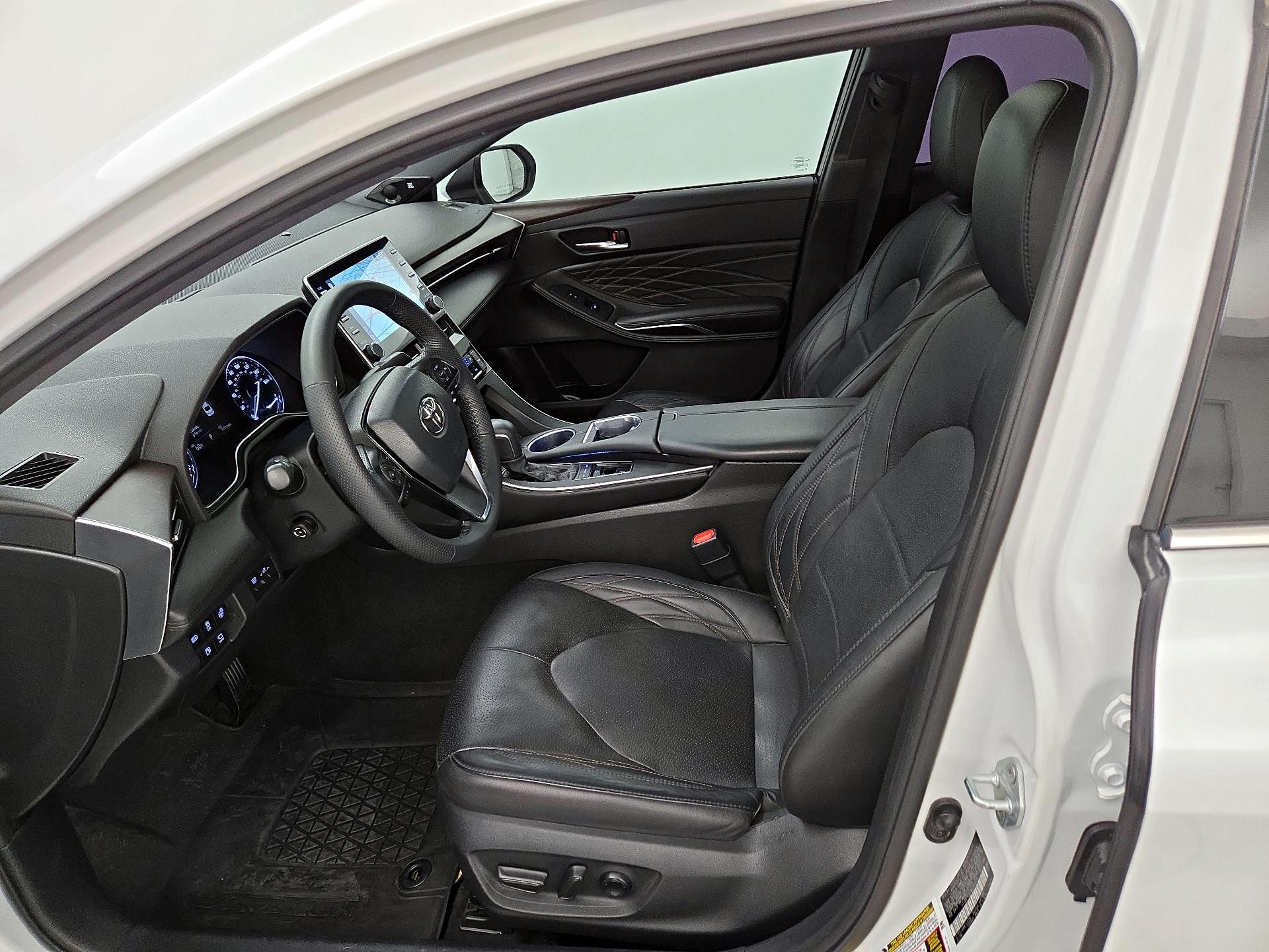 Thumbnail: 2022 Toyota Avalon - 11