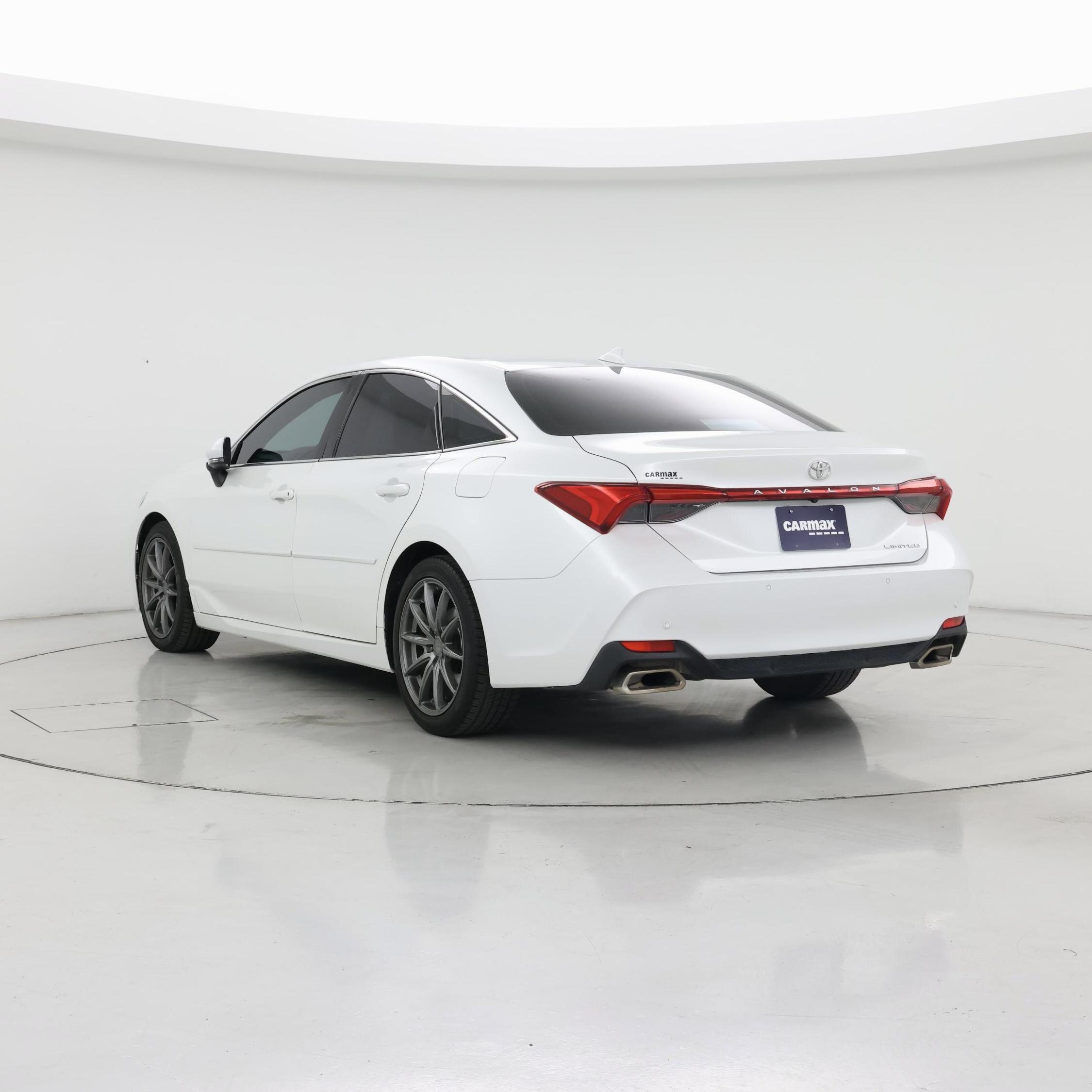 Thumbnail: 2022 Toyota Avalon - 2