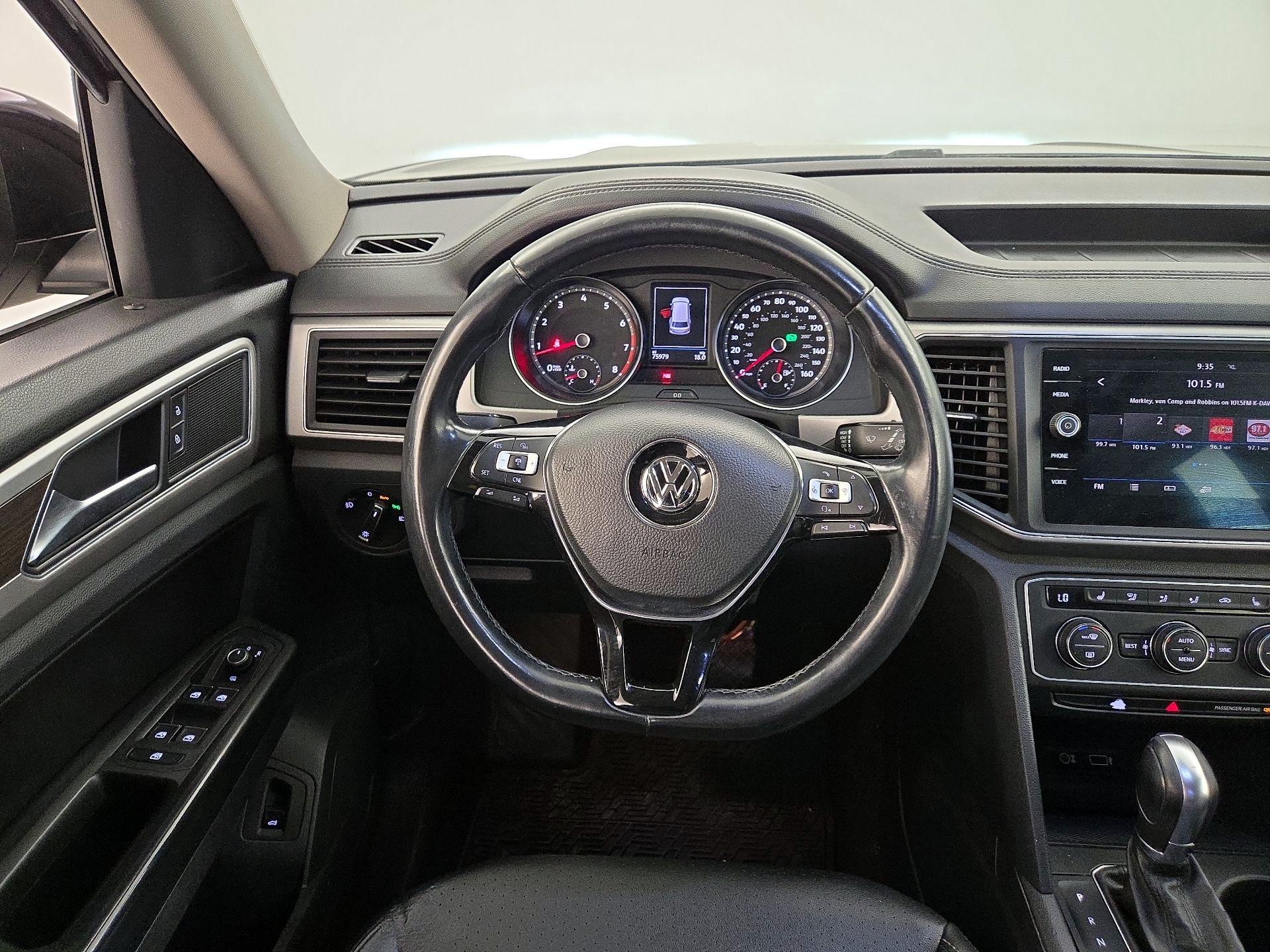 Thumbnail: 2018 Volkswagen Atlas - 10
