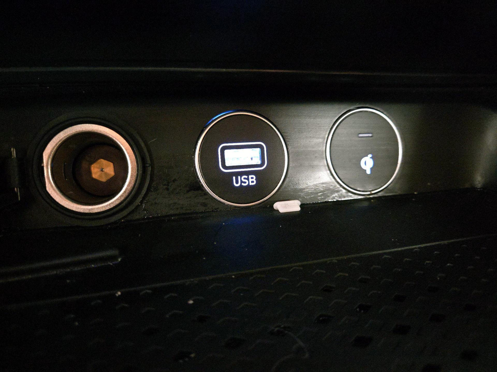 Thumbnail: 2022 Genesis G70 - 19