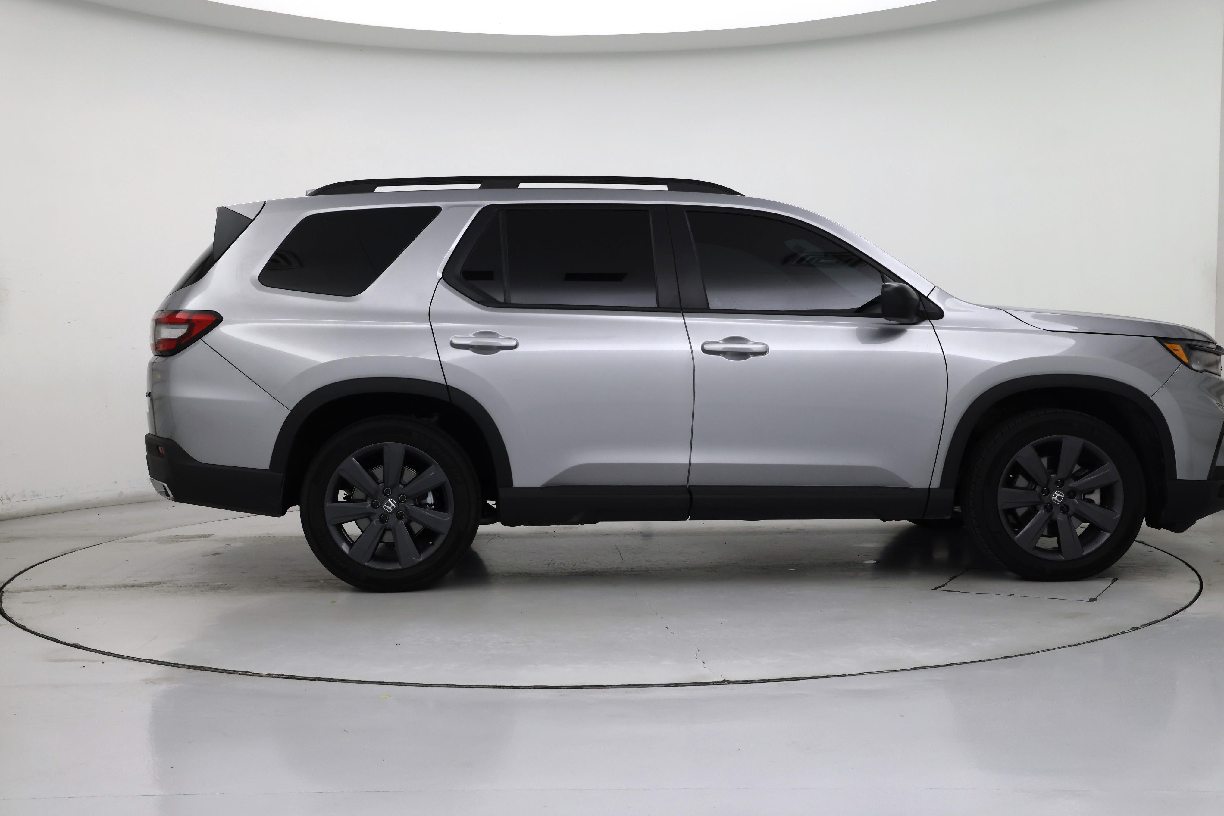 Thumbnail: 2025 Honda Pilot - 7