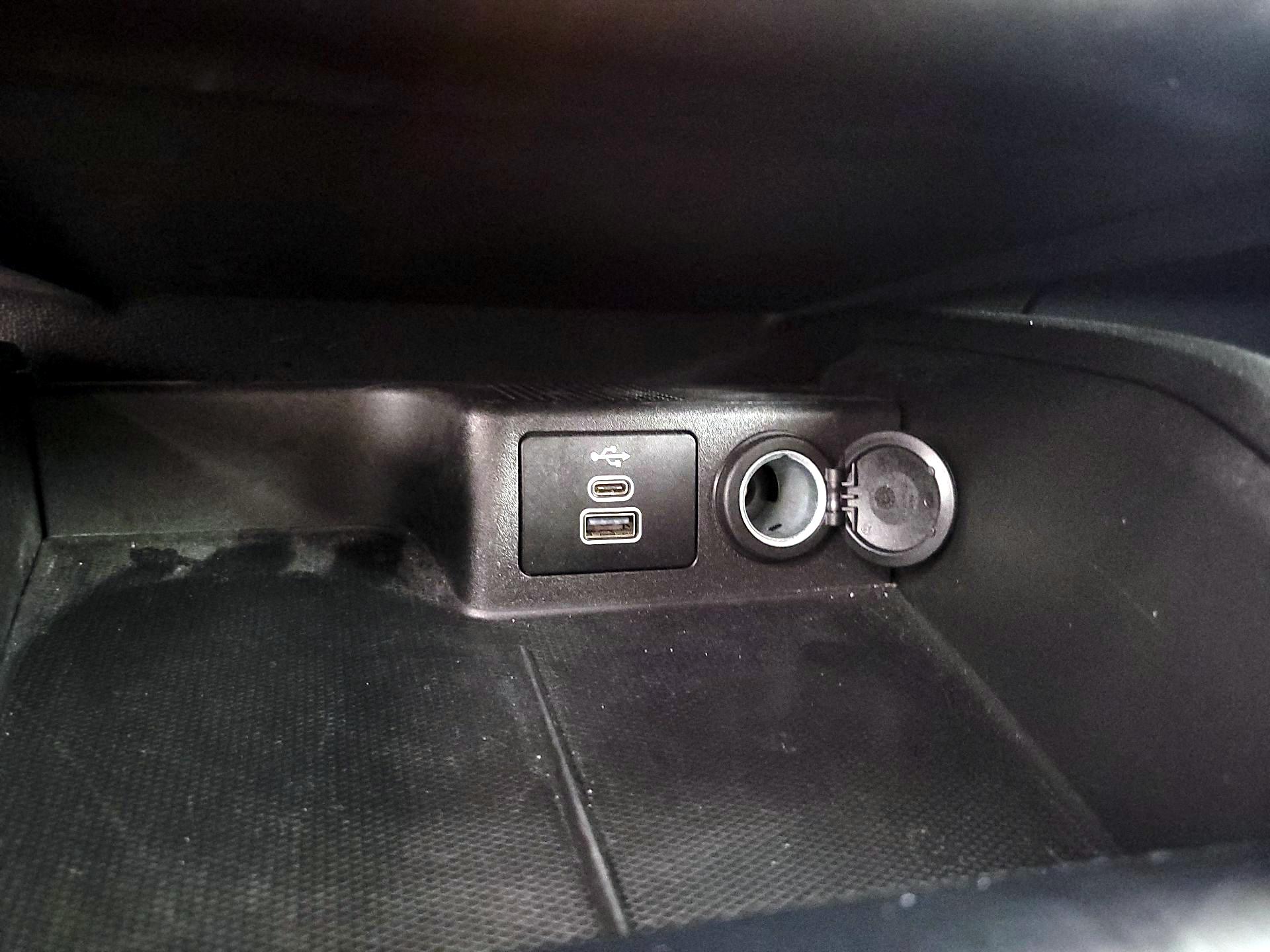 Thumbnail: 2025 Ford Escape - 18