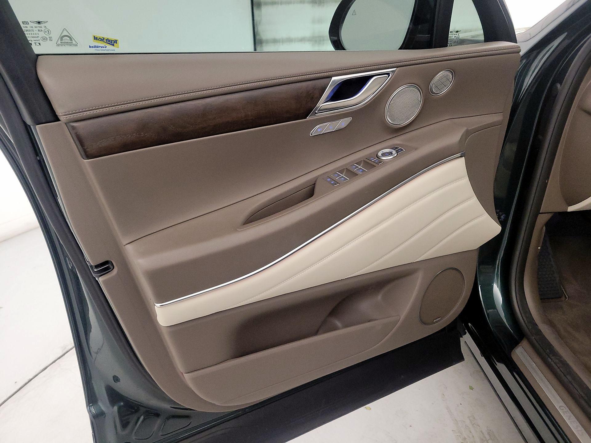 Thumbnail: 2022 Genesis GV80 - 12