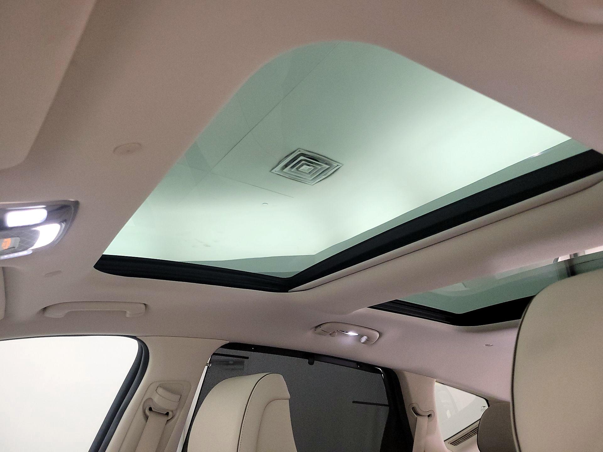 Thumbnail: 2022 Genesis GV80 - 20