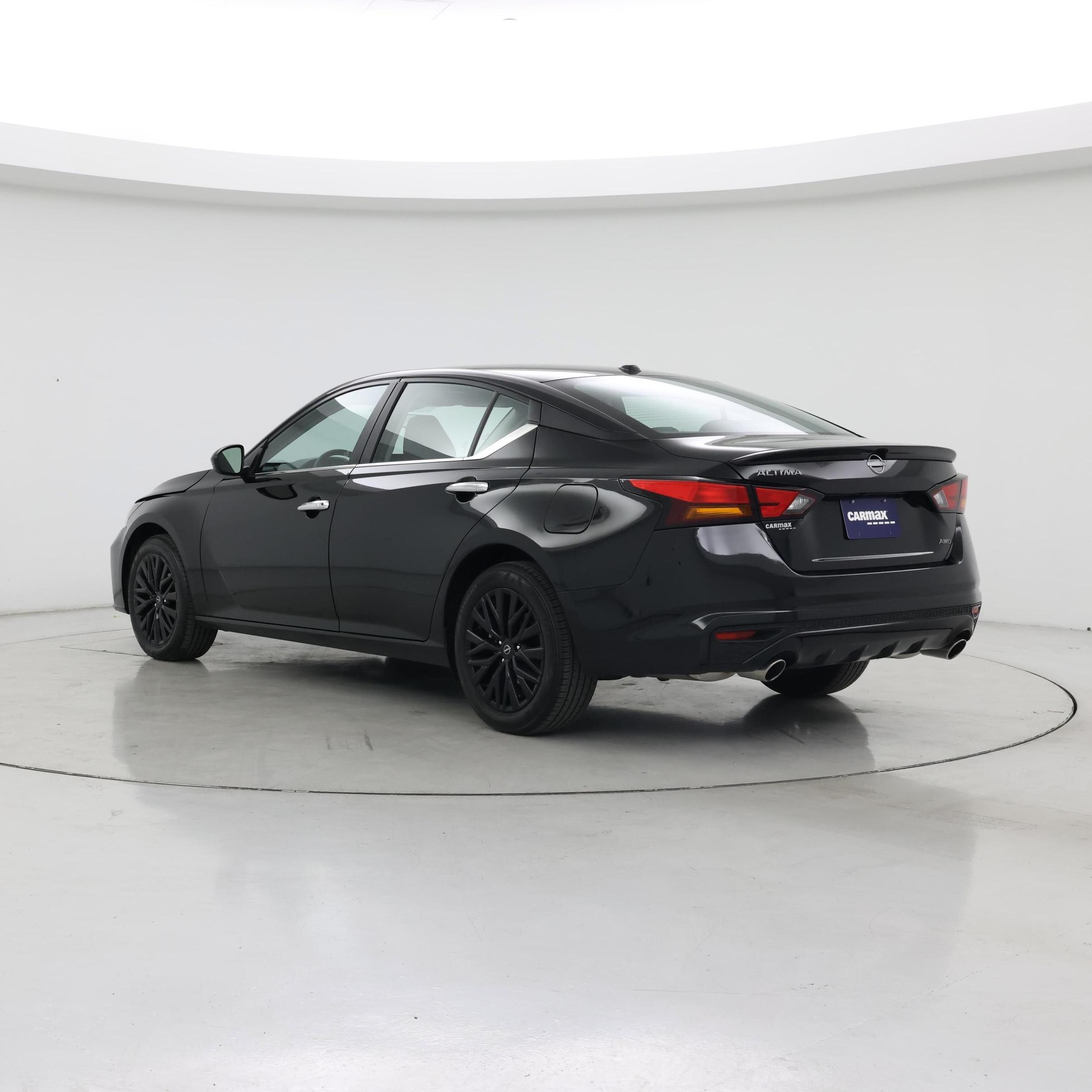 Thumbnail: 2025 Nissan Altima - 2