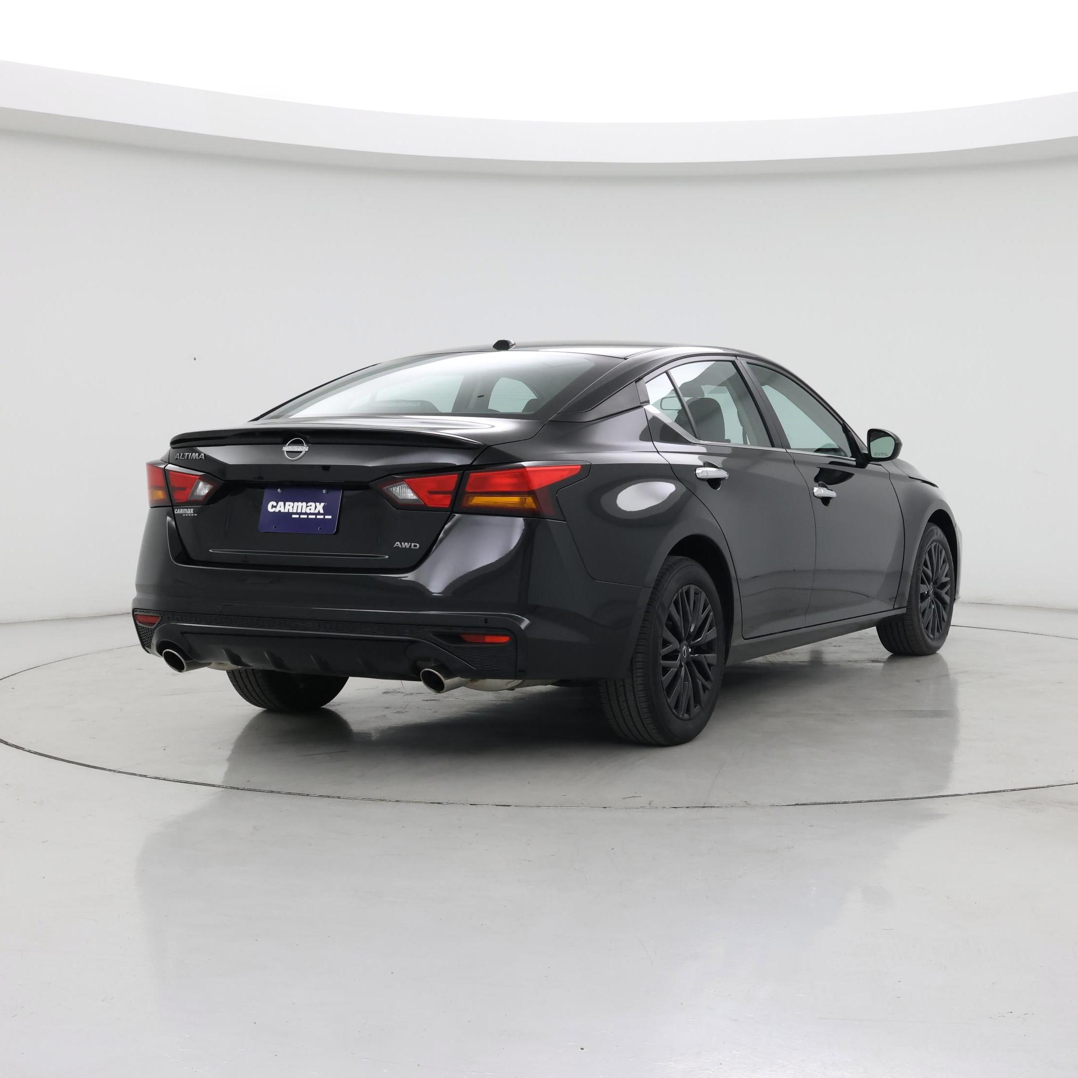 Thumbnail: 2025 Nissan Altima - 8