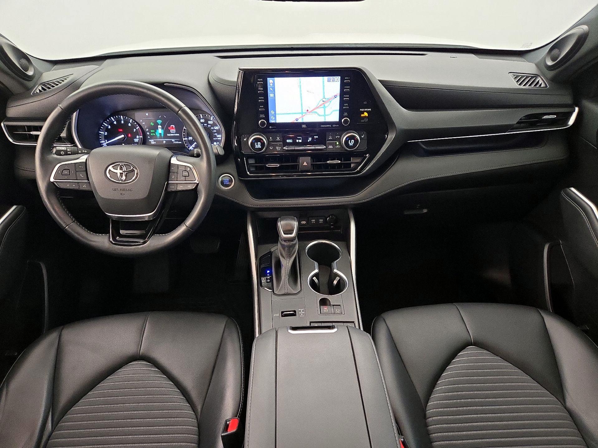 Thumbnail: 2021 Toyota Highlander - 9