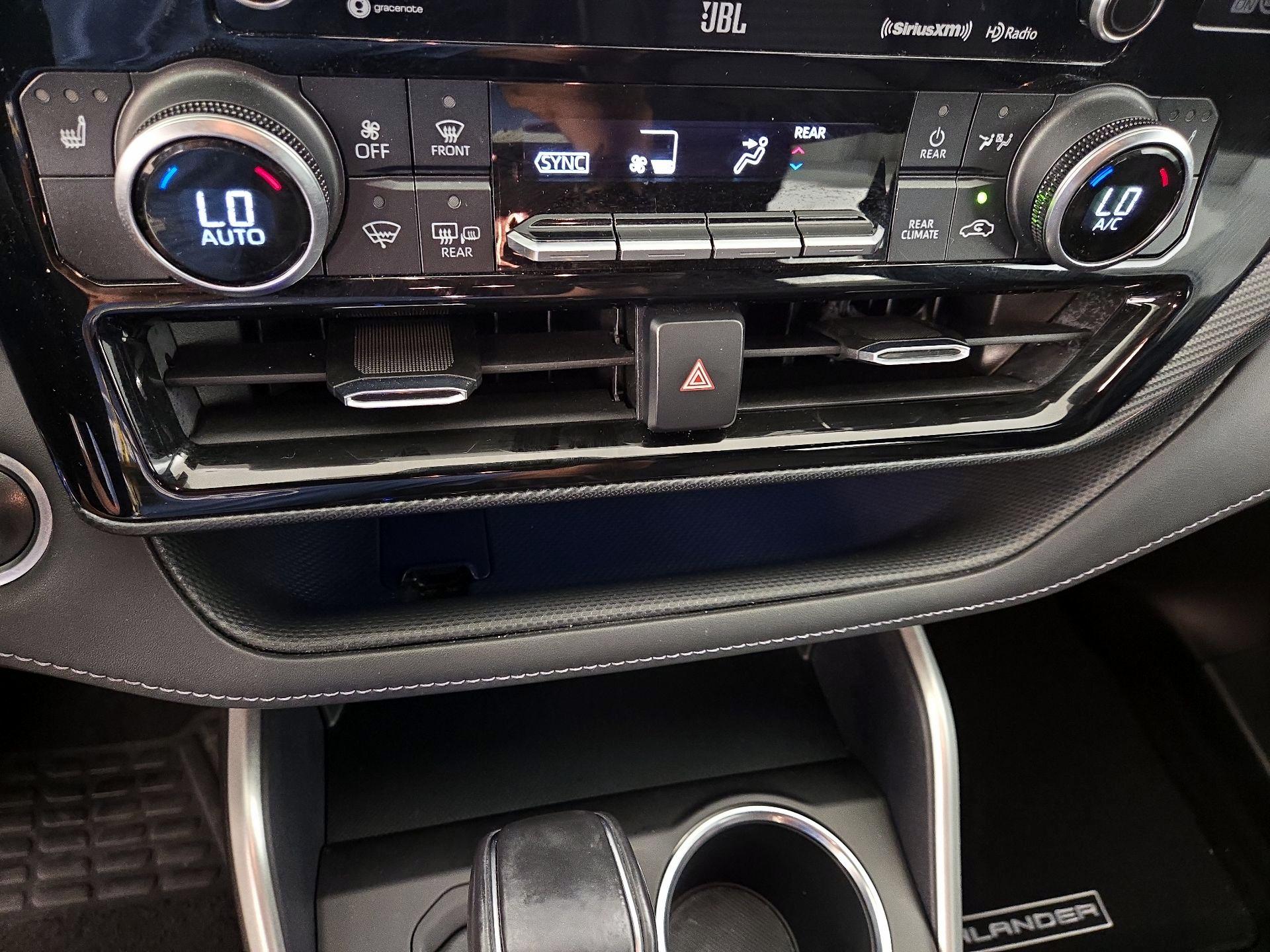 Thumbnail: 2021 Toyota Highlander - 17