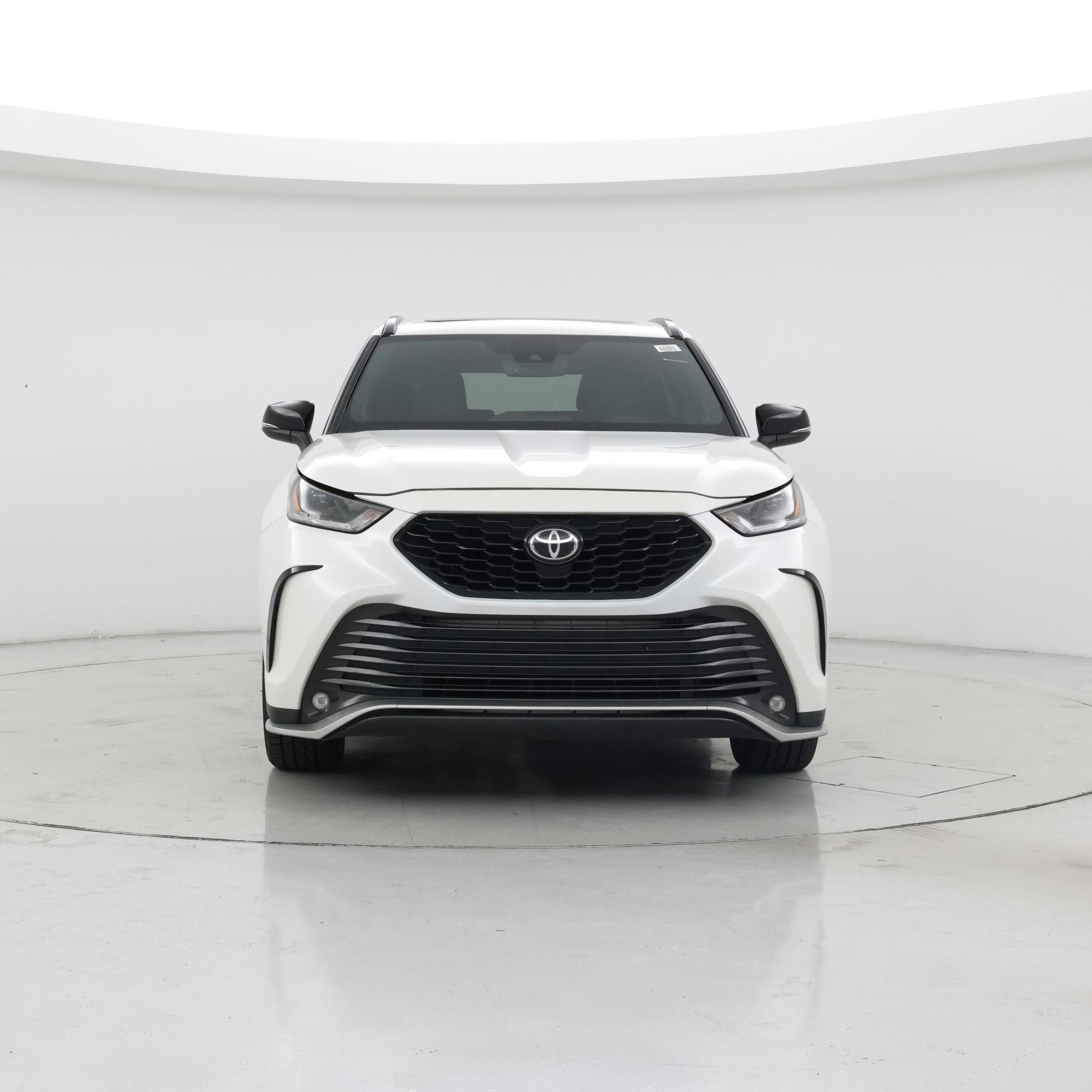 Thumbnail: 2021 Toyota Highlander - 5
