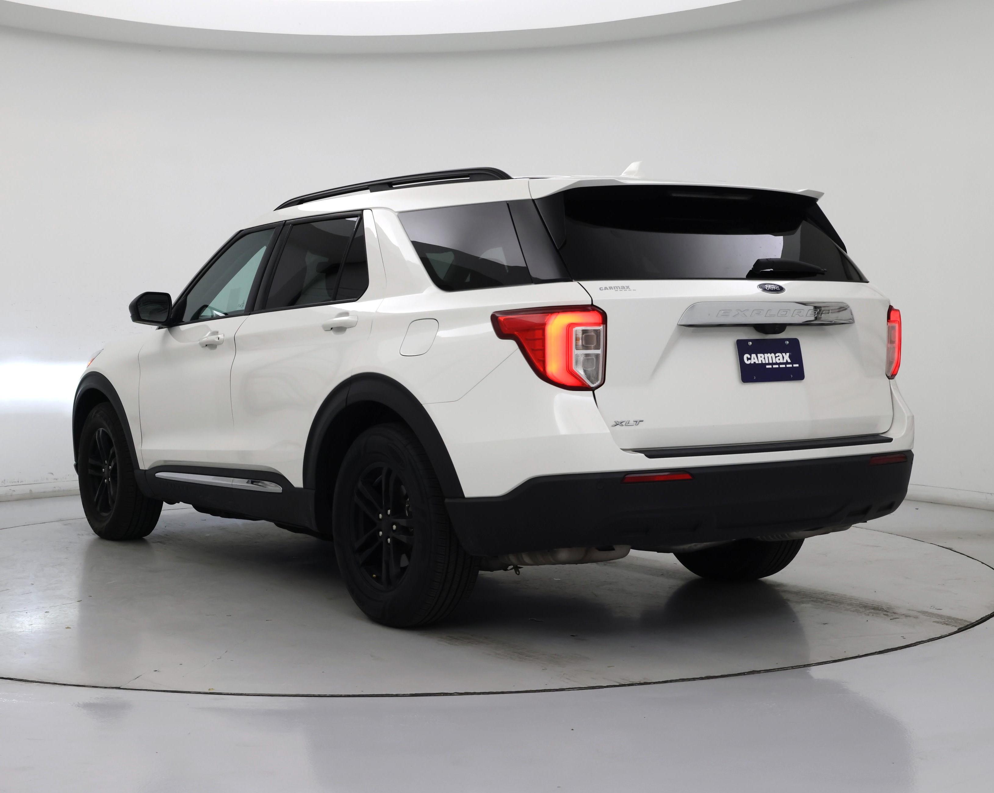 Thumbnail: 2022 Ford Explorer - 2