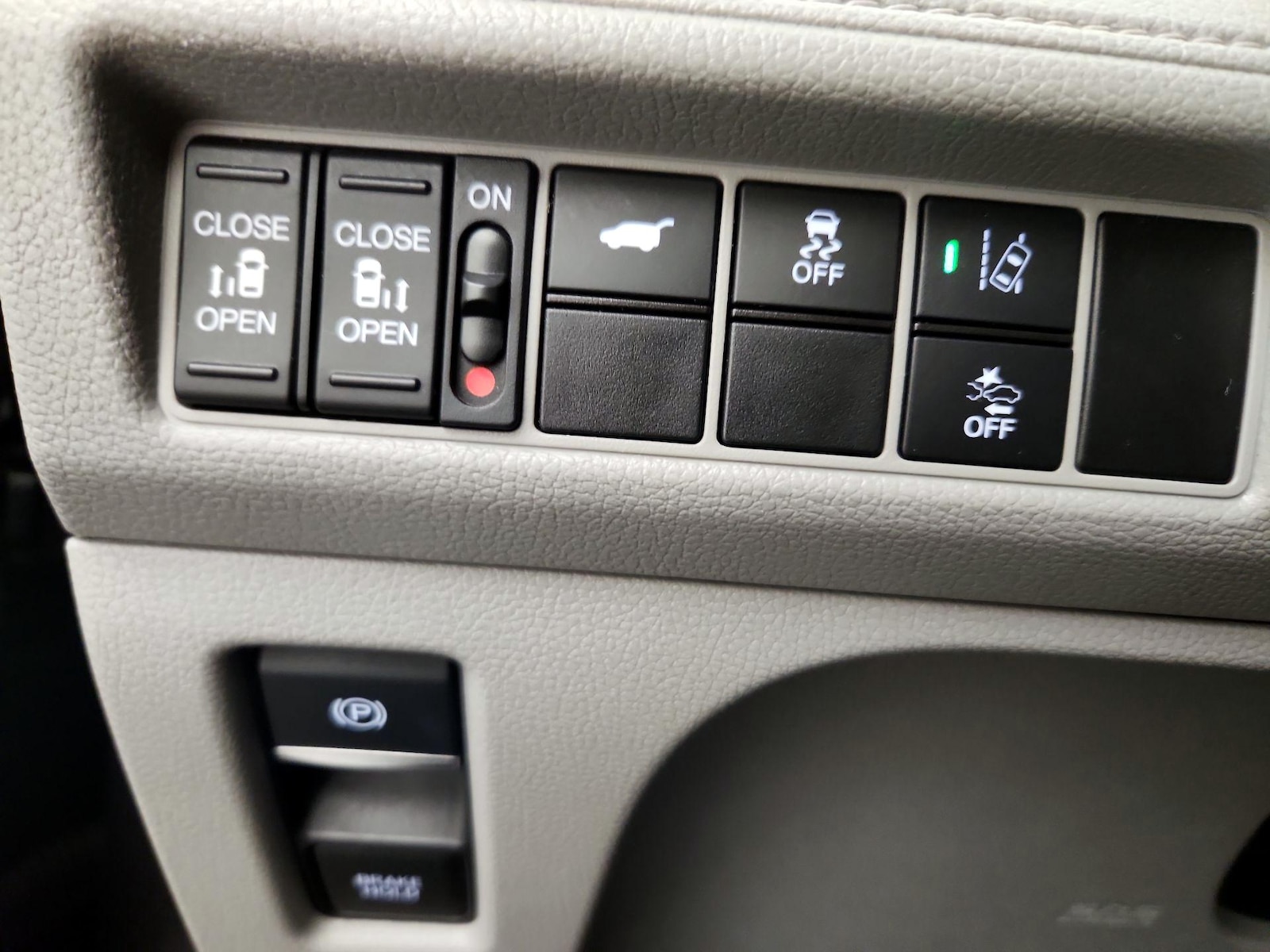 2020 Honda Odyssey EX-L - Photo 14
