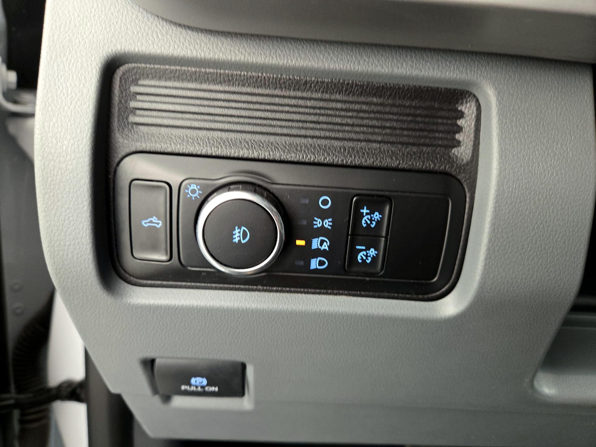 Thumbnail: 2025 Ford F-250 - 13