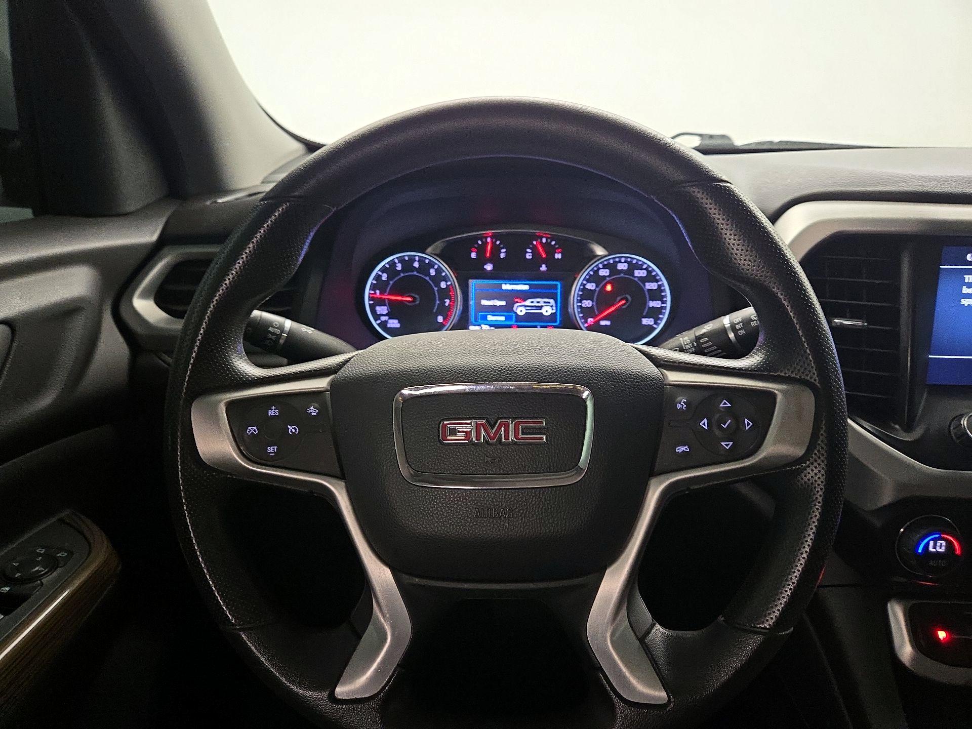 Thumbnail: 2022 GMC Acadia - 10