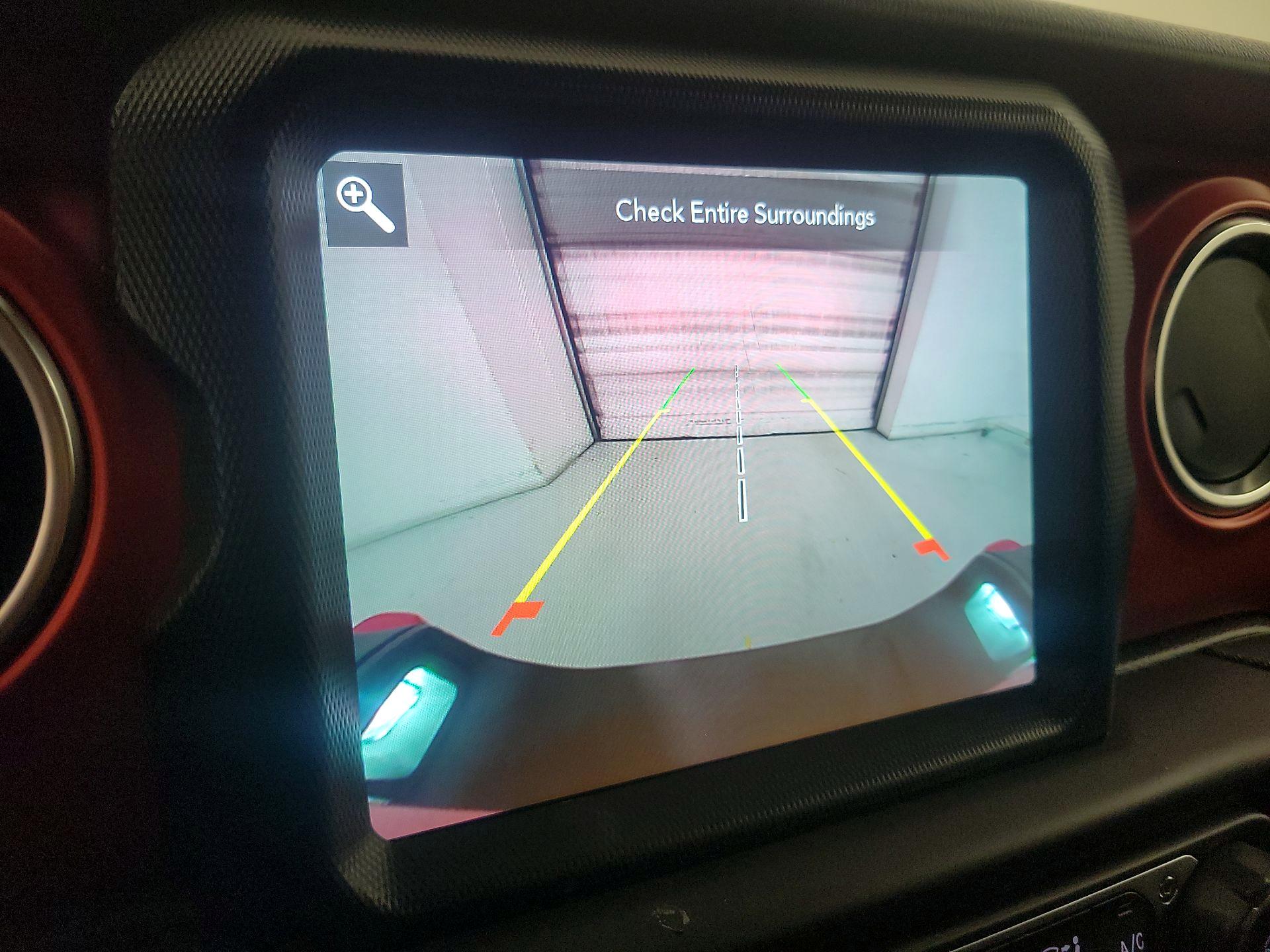 Thumbnail: 2021 Jeep Gladiator - 14