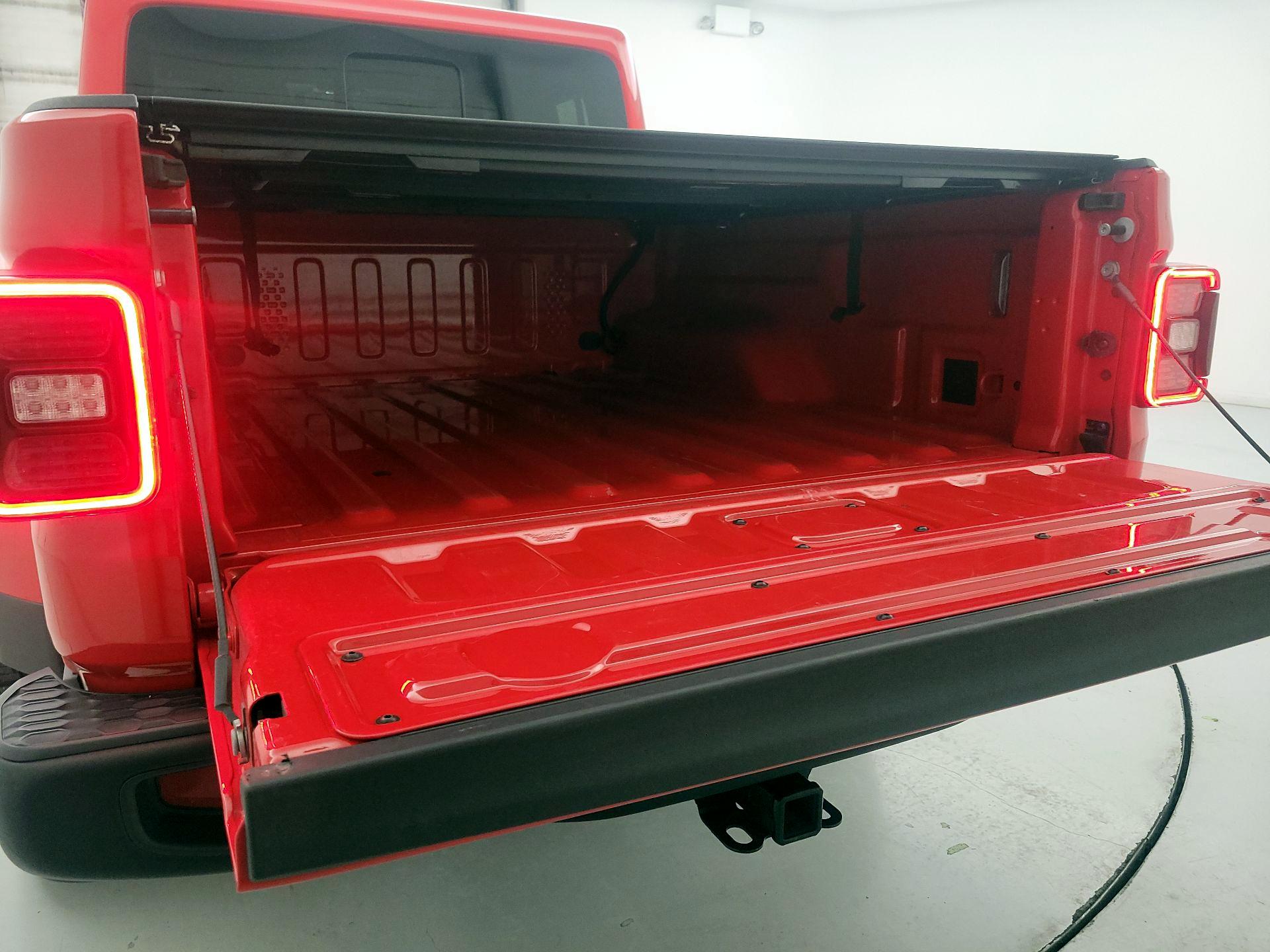 Thumbnail: 2021 Jeep Gladiator - 20