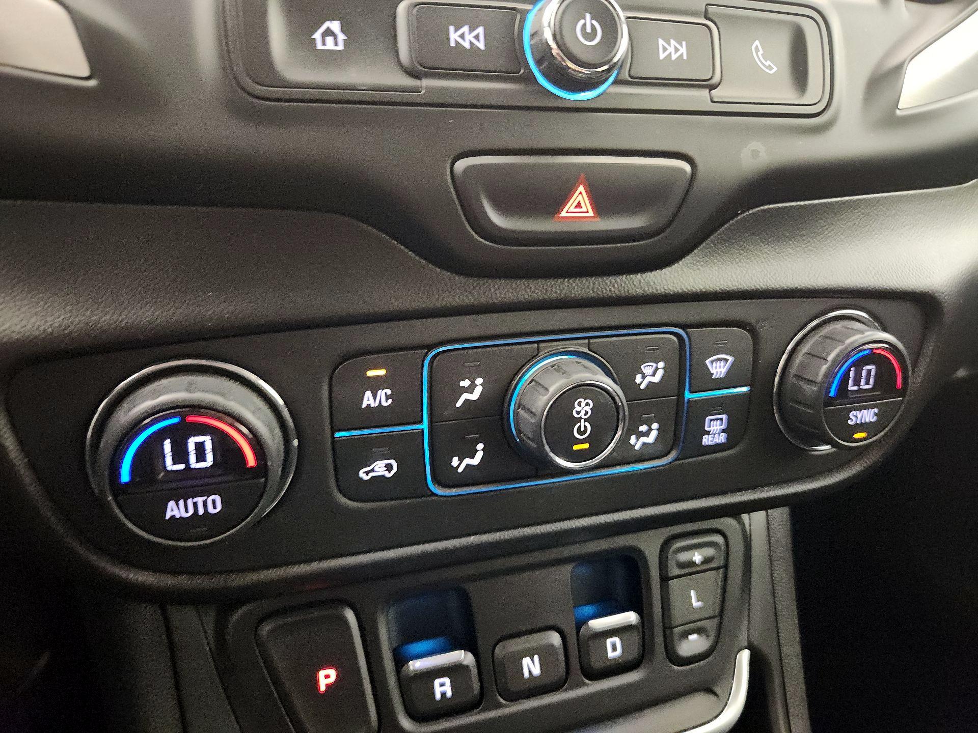 Thumbnail: 2021 GMC Terrain - 16