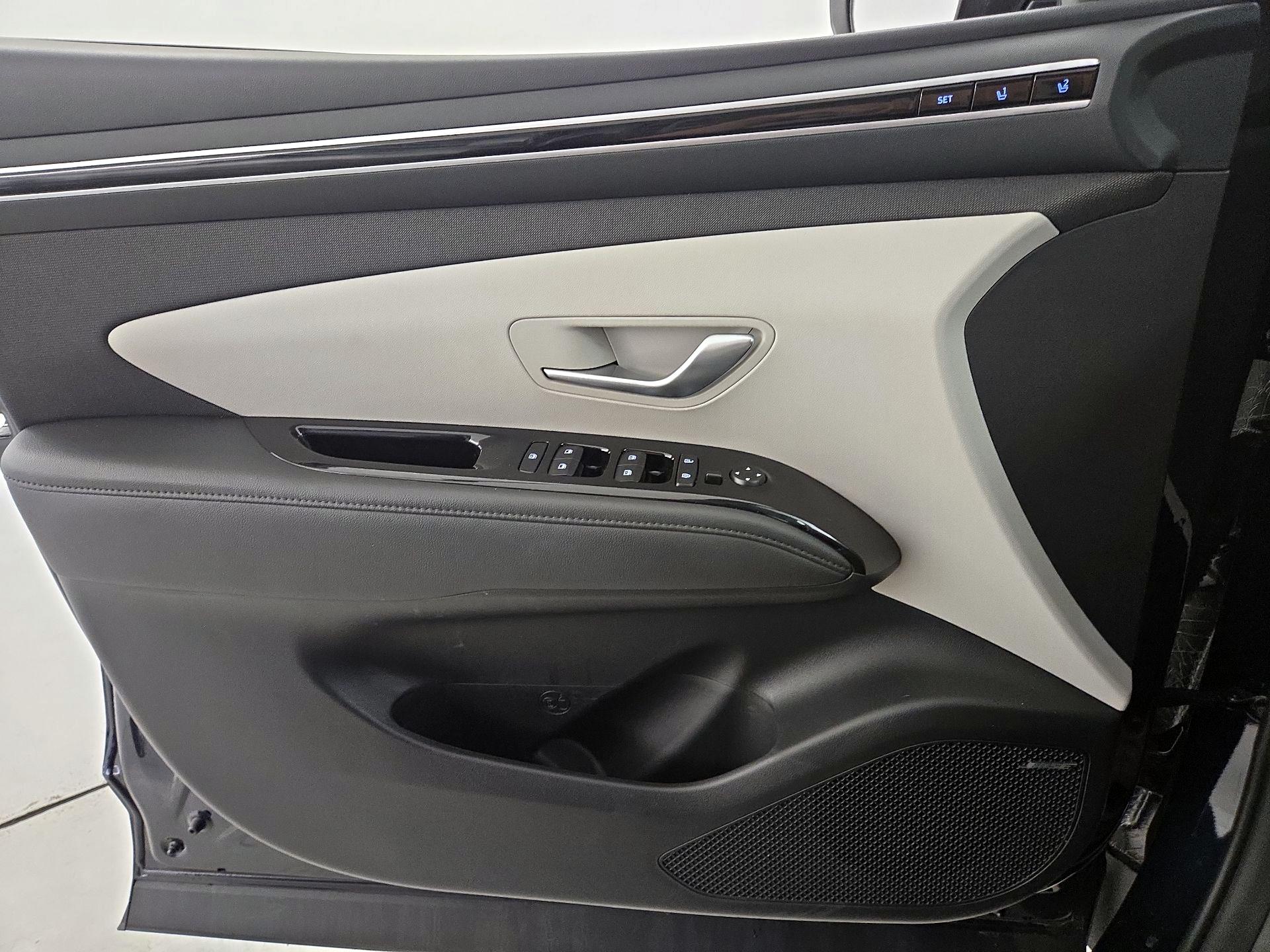 Thumbnail: 2023 Hyundai Tucson - 12