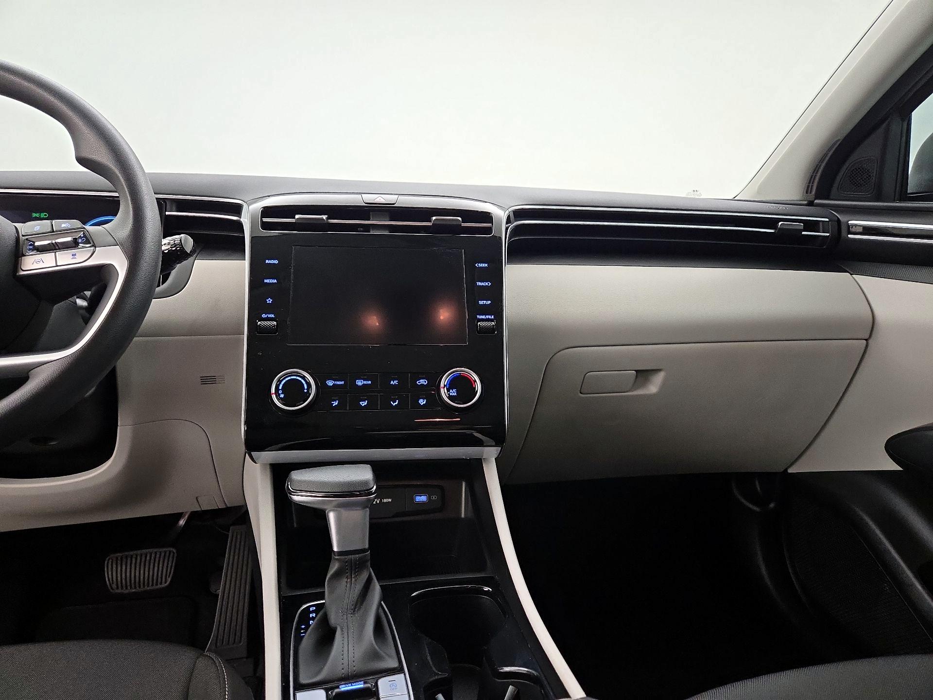 Thumbnail: 2024 Hyundai Tucson - 9