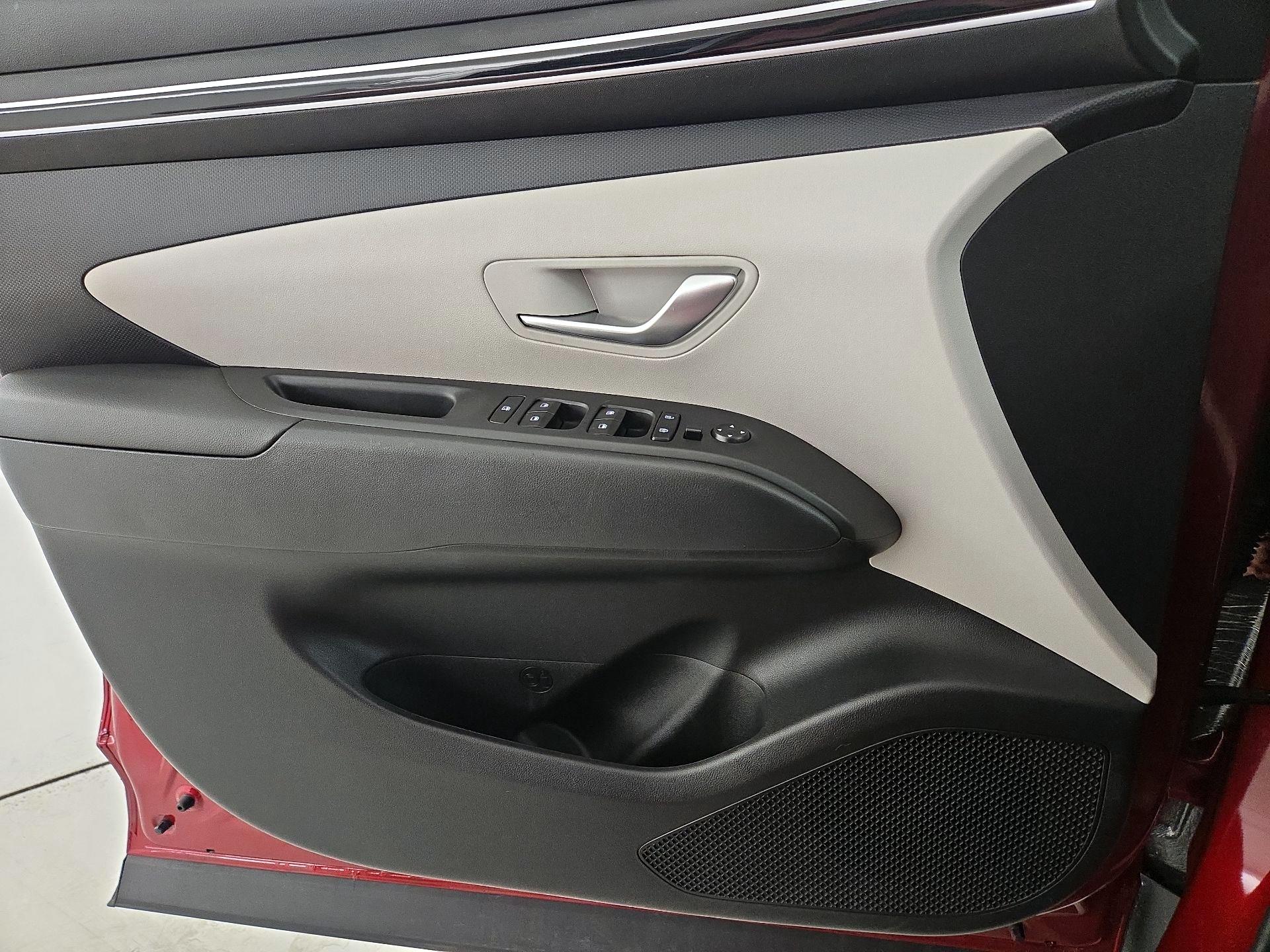 Thumbnail: 2024 Hyundai Tucson - 12