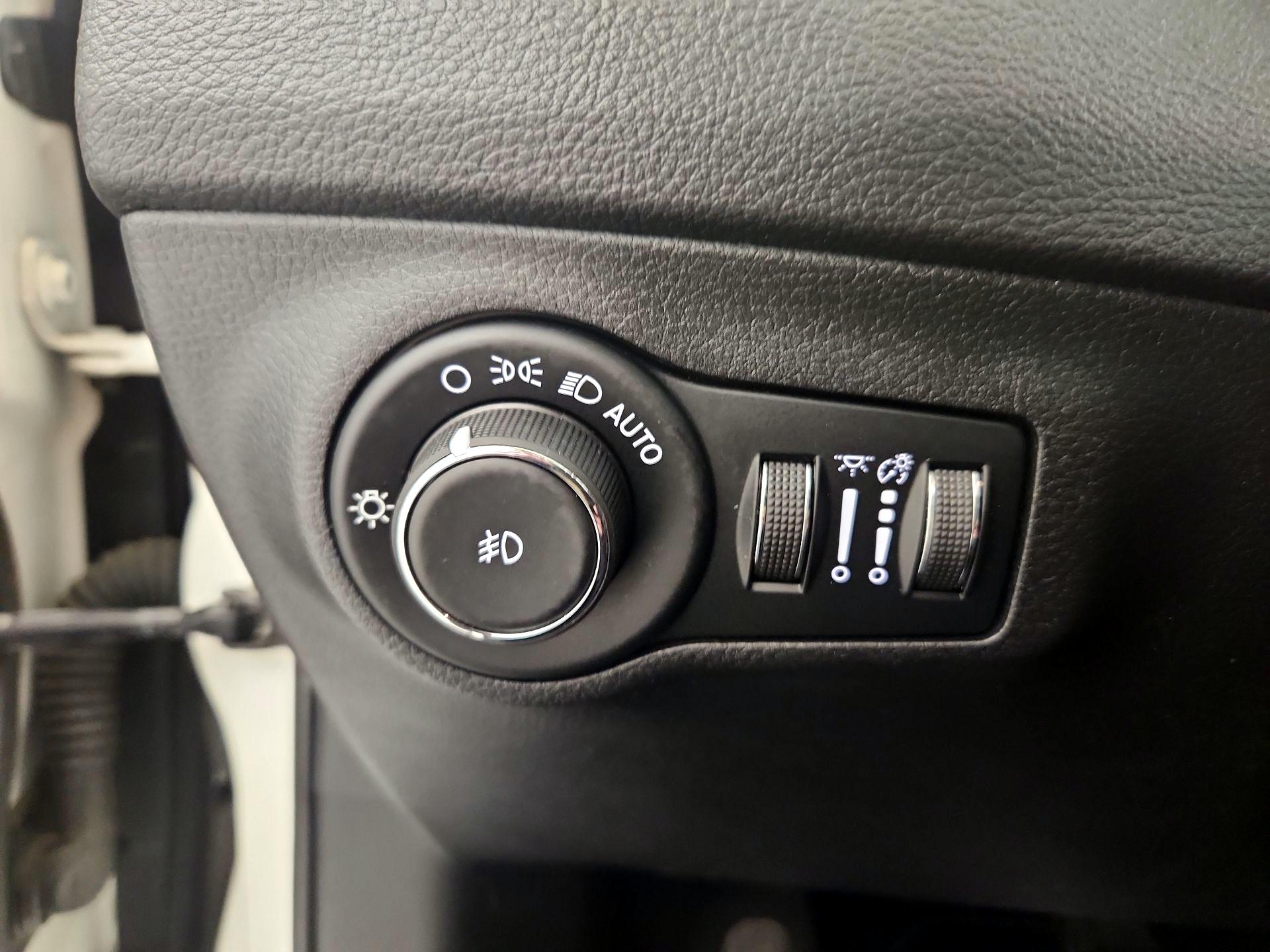 Thumbnail: 2019 Jeep Compass - 13