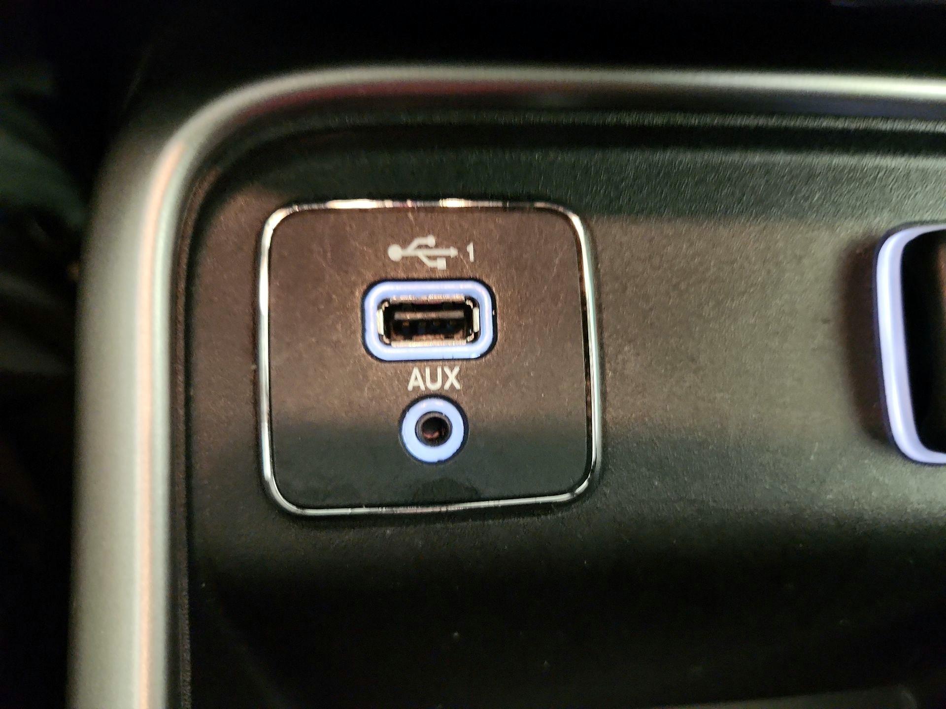 Thumbnail: 2019 Jeep Compass - 18