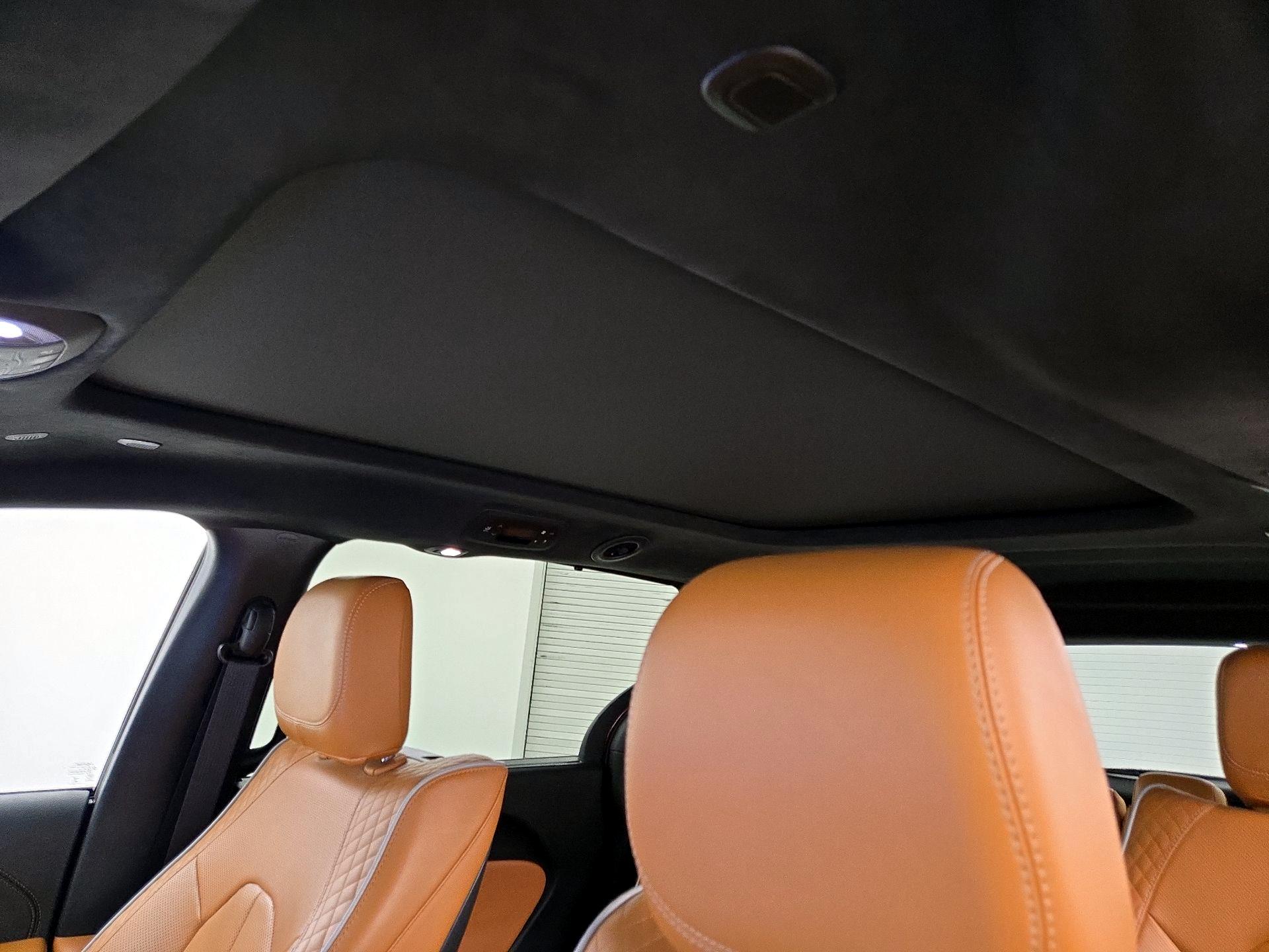 Thumbnail: 2022 Chrysler Pacifica - 20