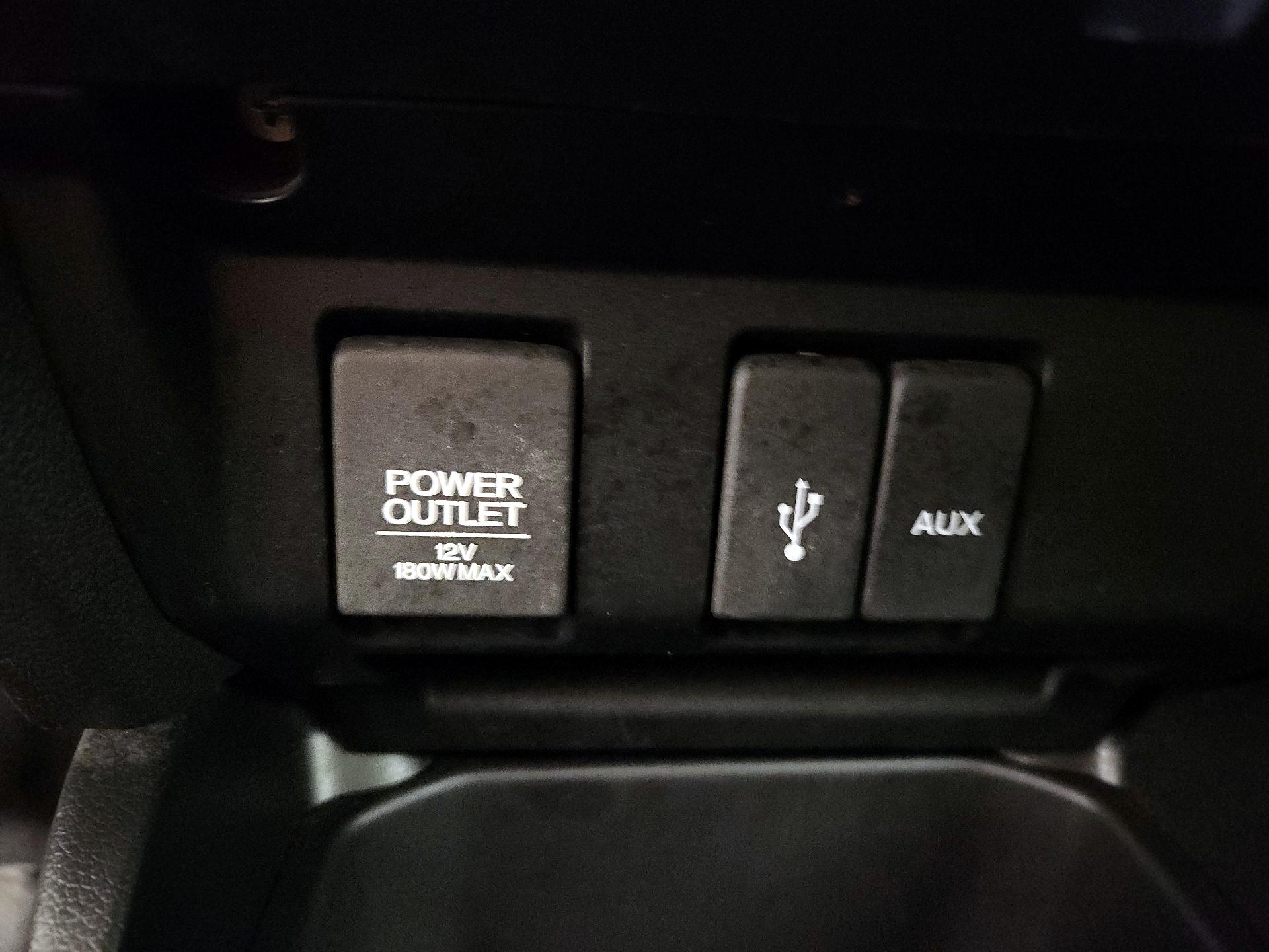 Thumbnail: 2017 Honda Fit - 18