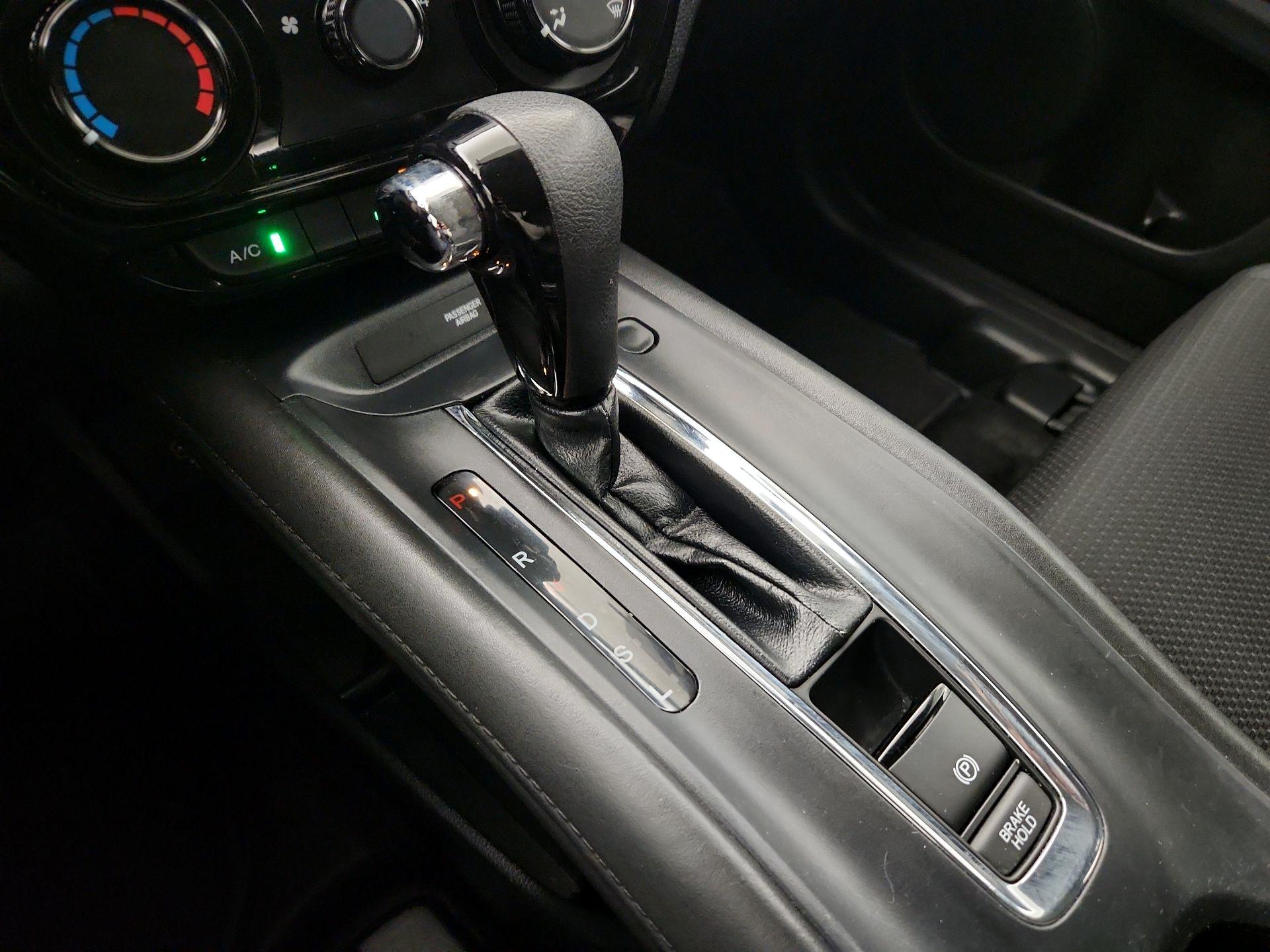 Thumbnail: 2021 Honda HR-V - 17