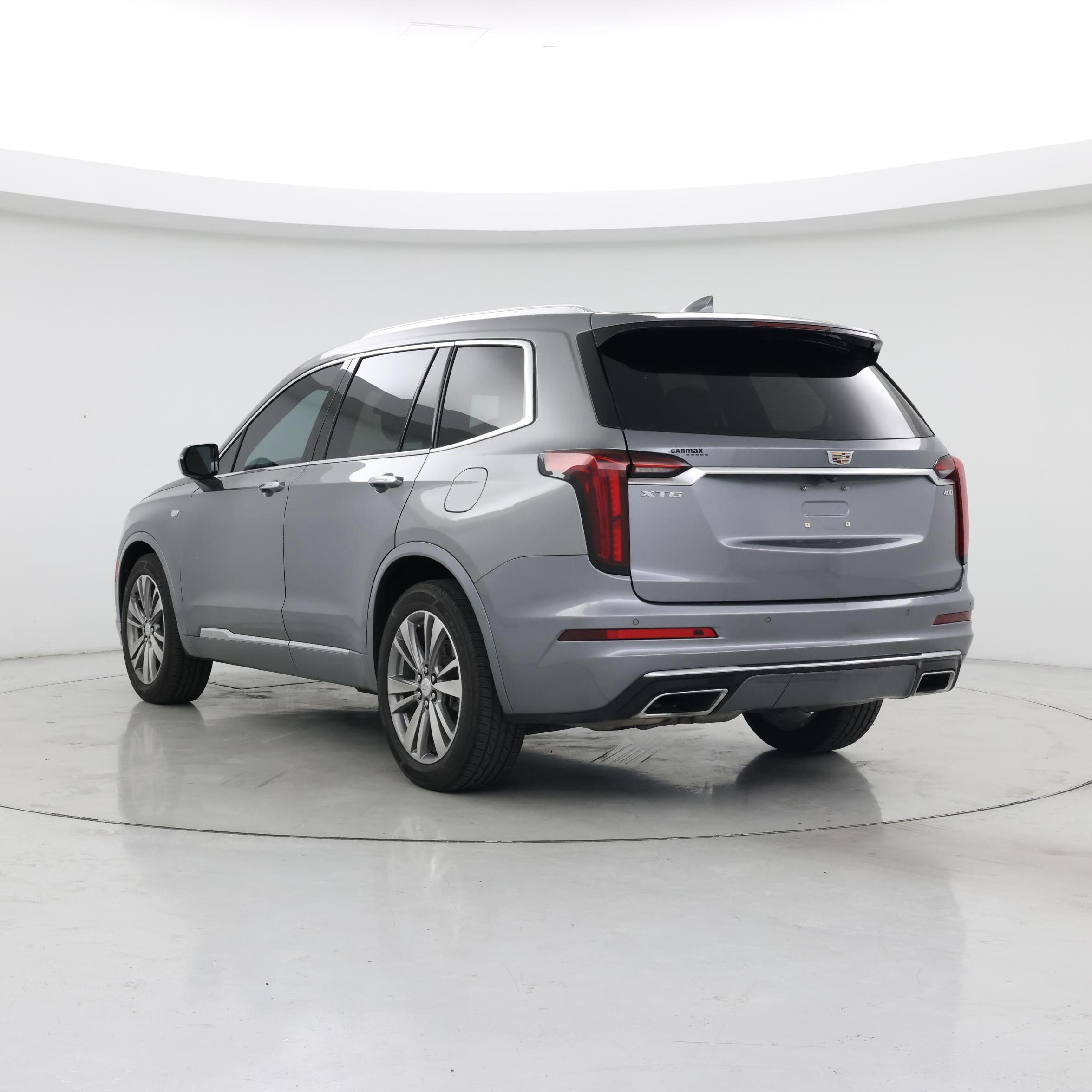 Thumbnail: 2022 Cadillac XT6 - 2