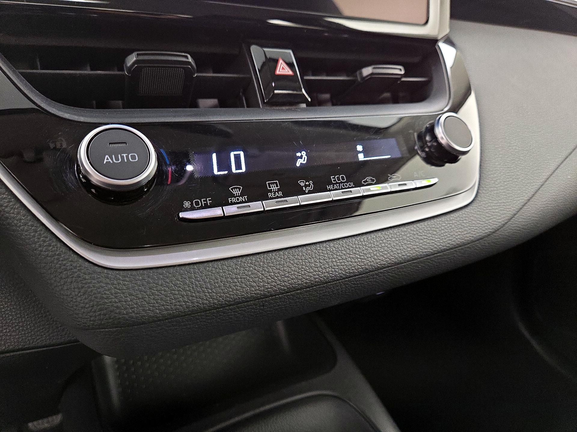 Thumbnail: 2025 Toyota Corolla - 17