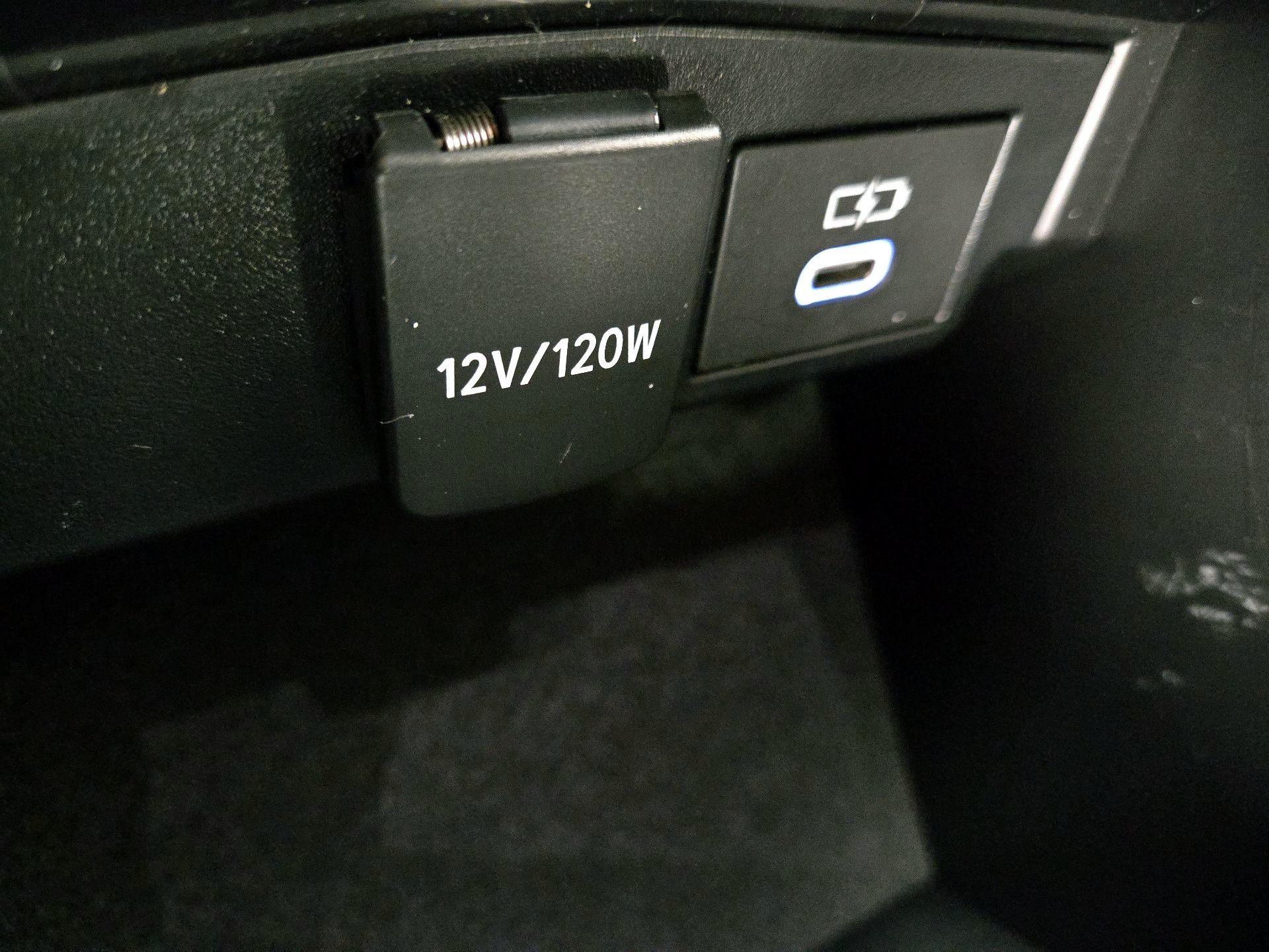 Thumbnail: 2025 Toyota Corolla - 19