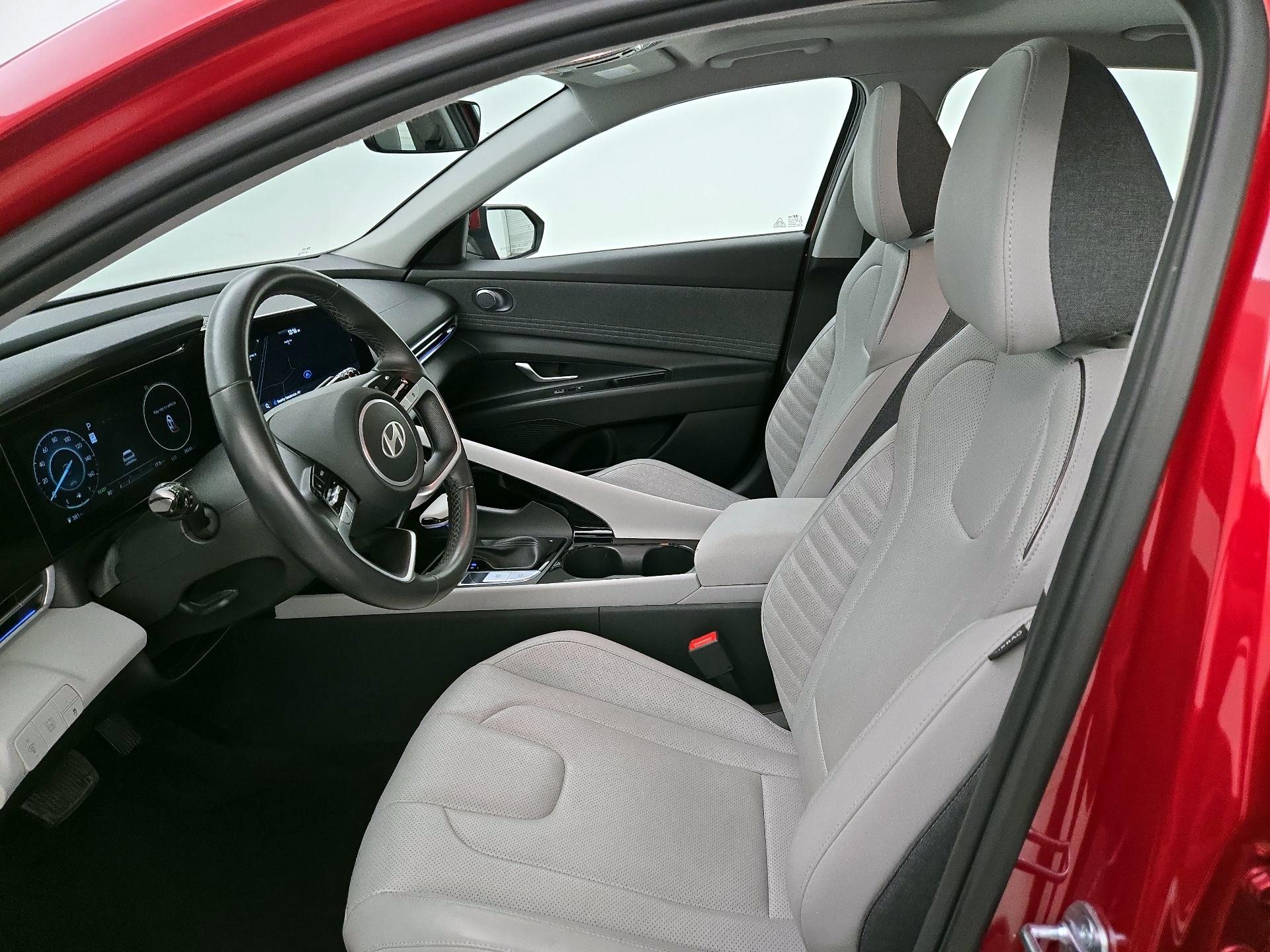 Thumbnail: 2025 Hyundai Elantra - 11