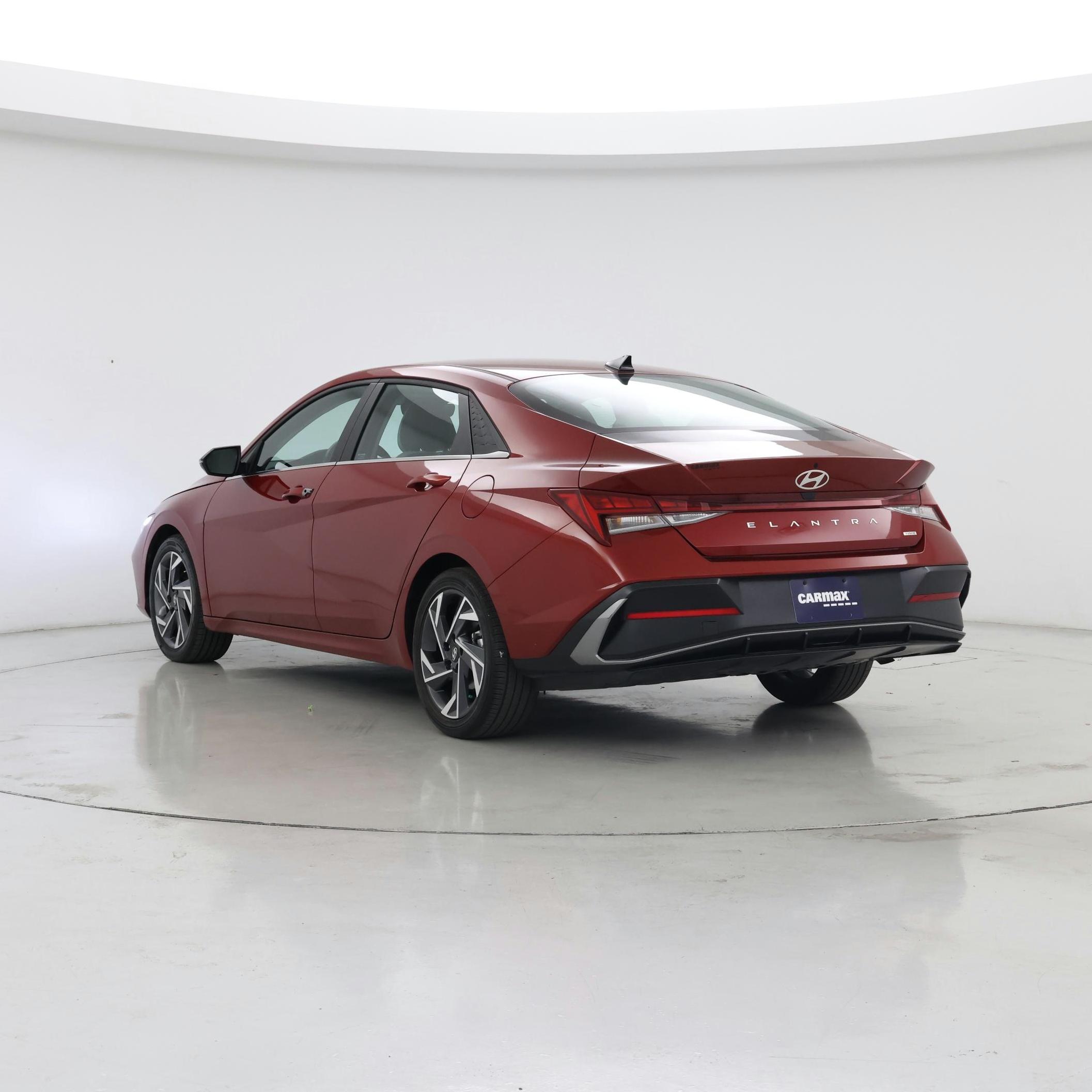 Thumbnail: 2025 Hyundai Elantra - 2