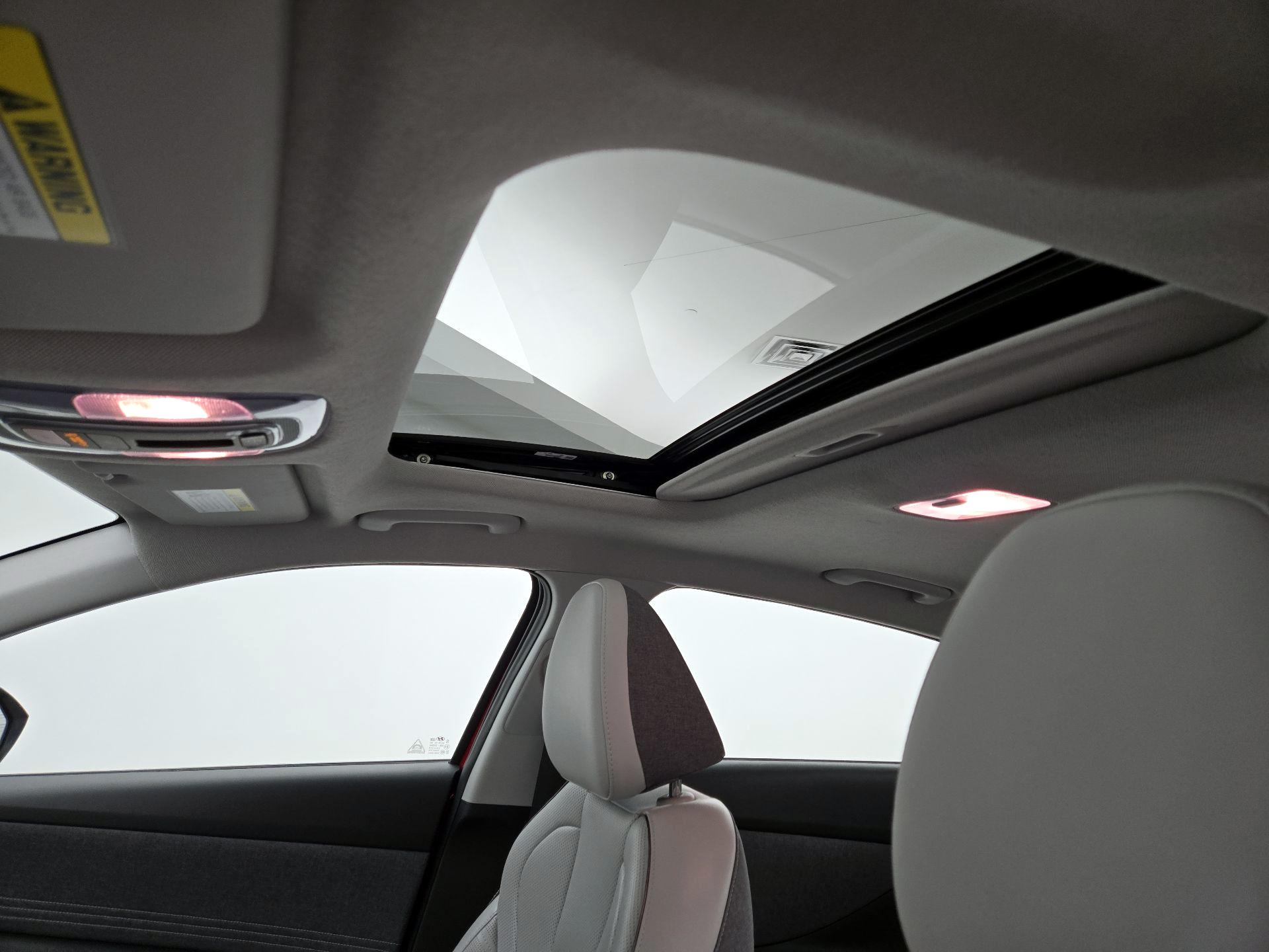 Thumbnail: 2025 Hyundai Elantra - 20