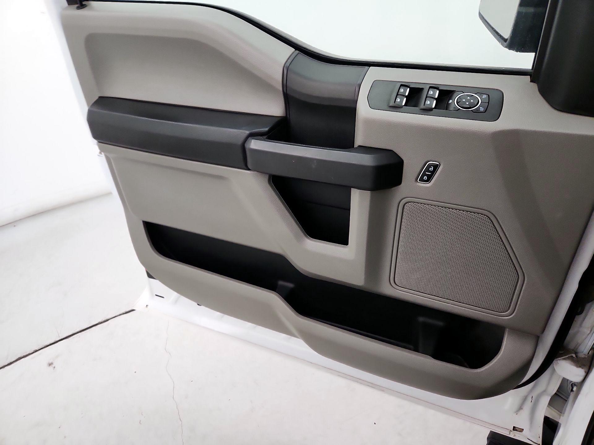 Thumbnail: 2019 Ford F-150 - 12