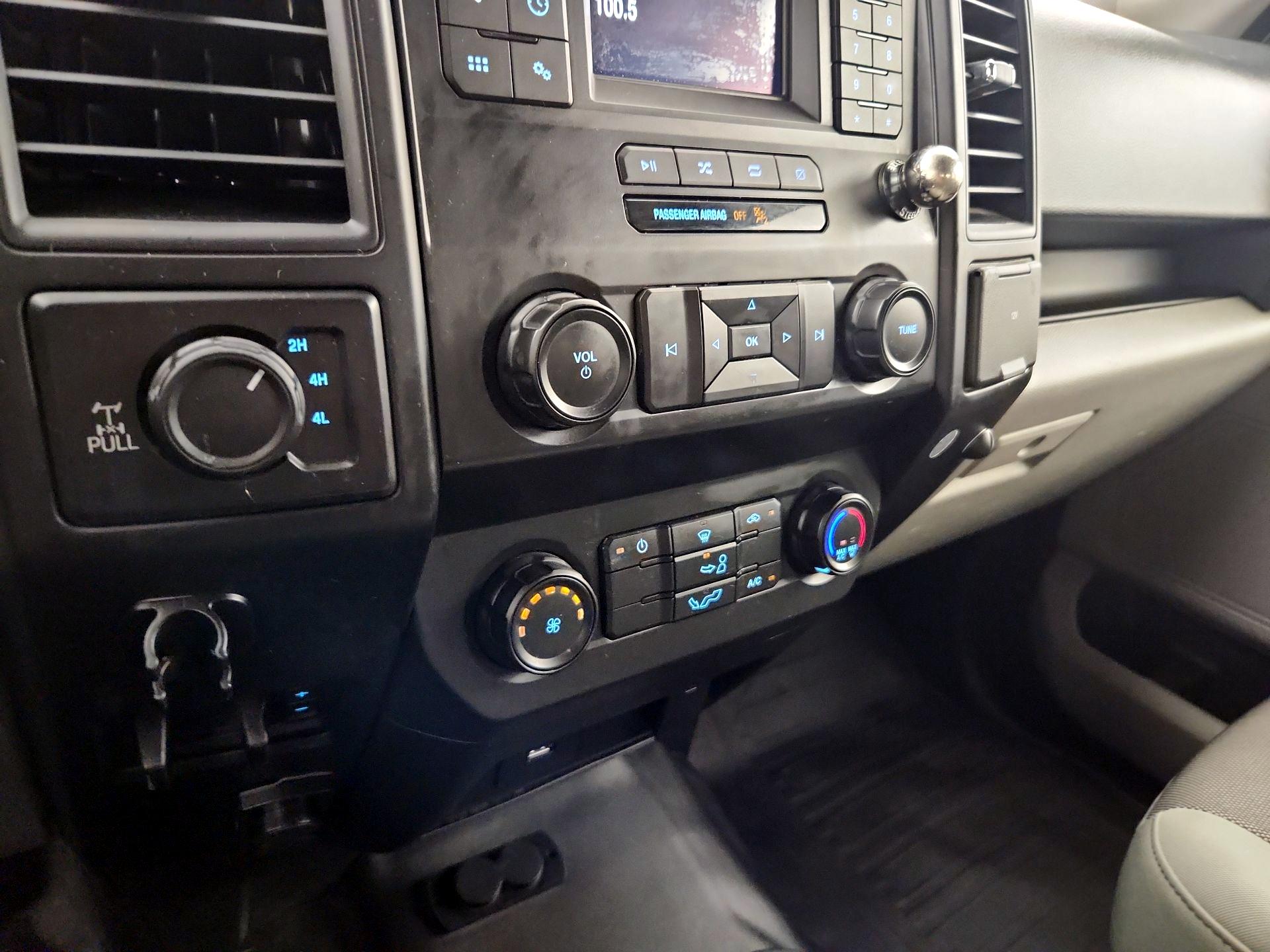 Thumbnail: 2019 Ford F-150 - 16