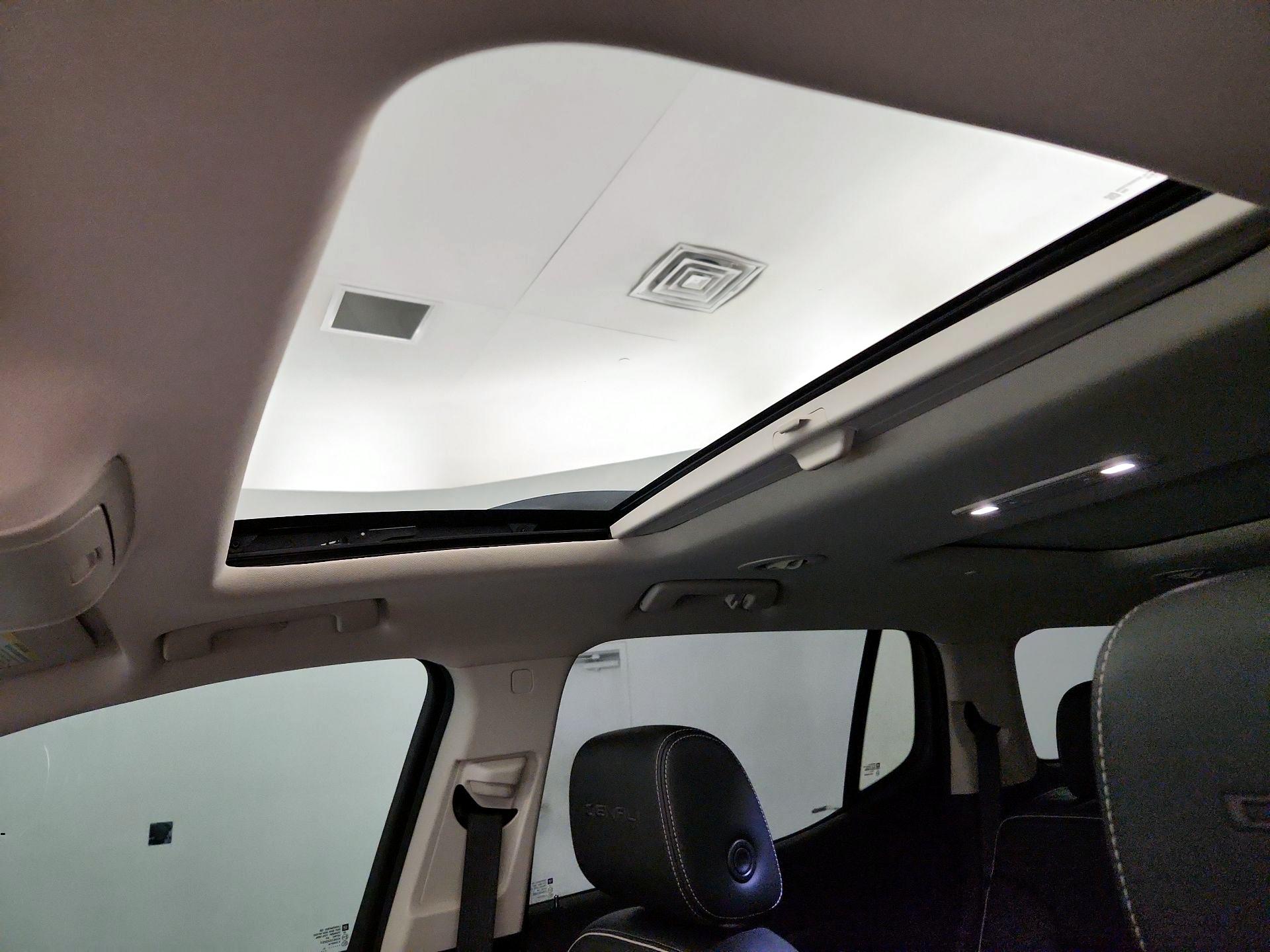 Thumbnail: 2021 GMC Acadia - 19