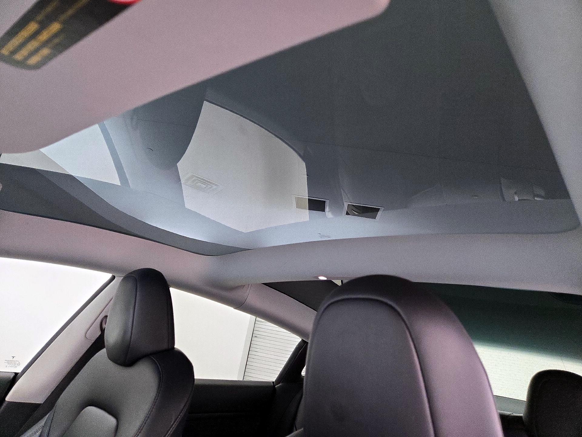 Thumbnail: 2023 Tesla Model 3 - 18