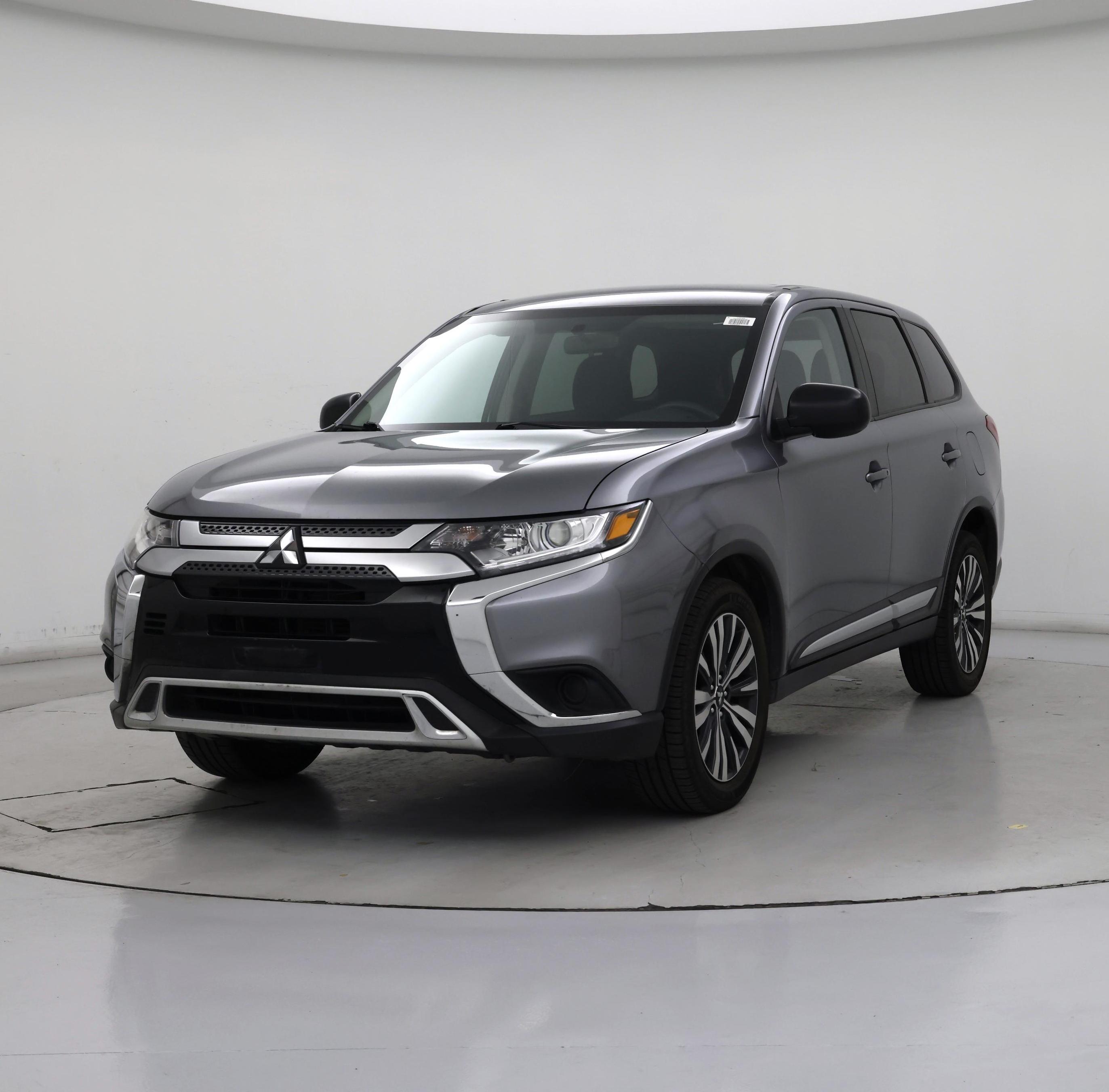 Thumbnail: 2020 Mitsubishi Outlander - 4