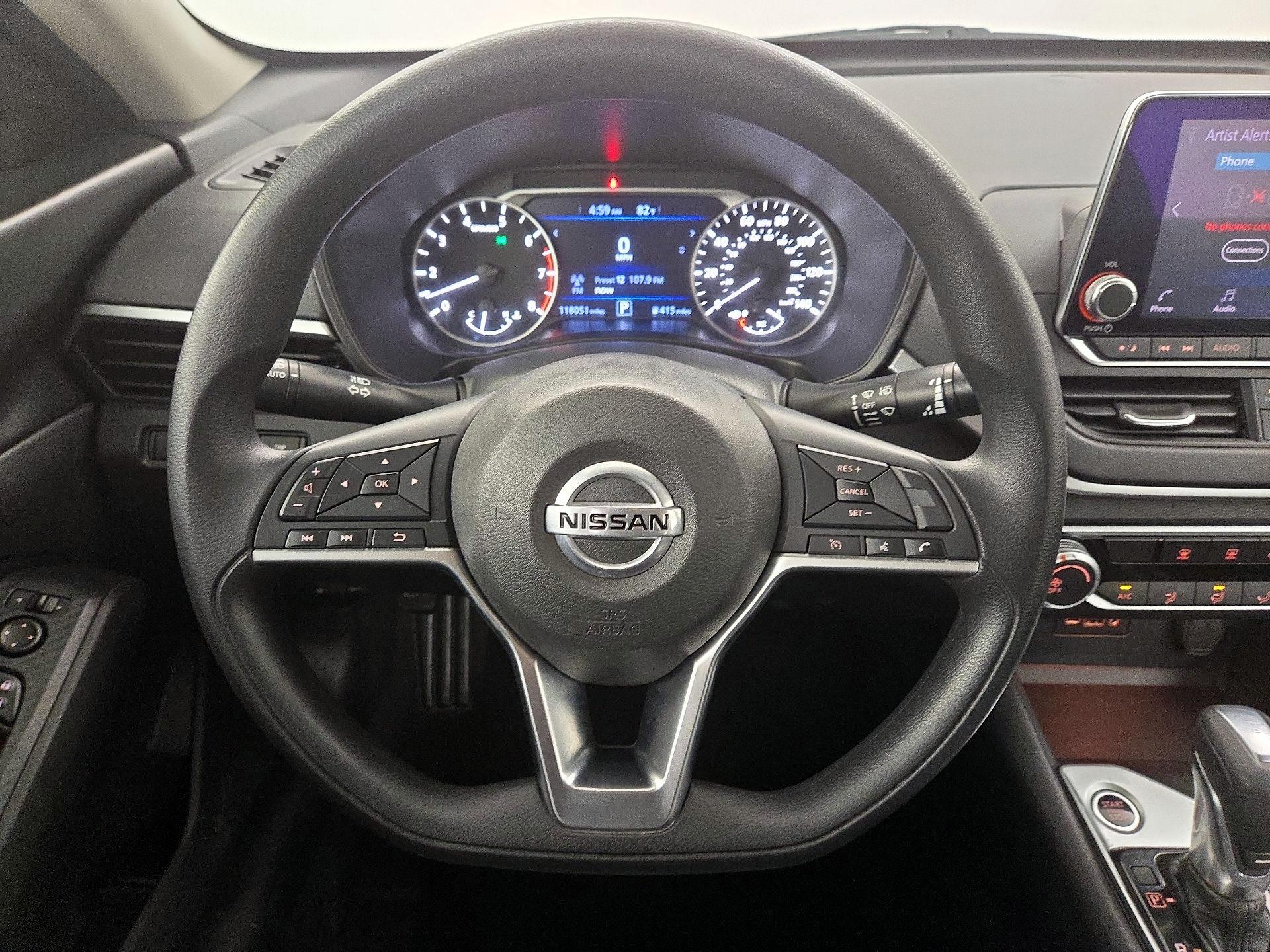 Thumbnail: 2020 Nissan Altima - 10