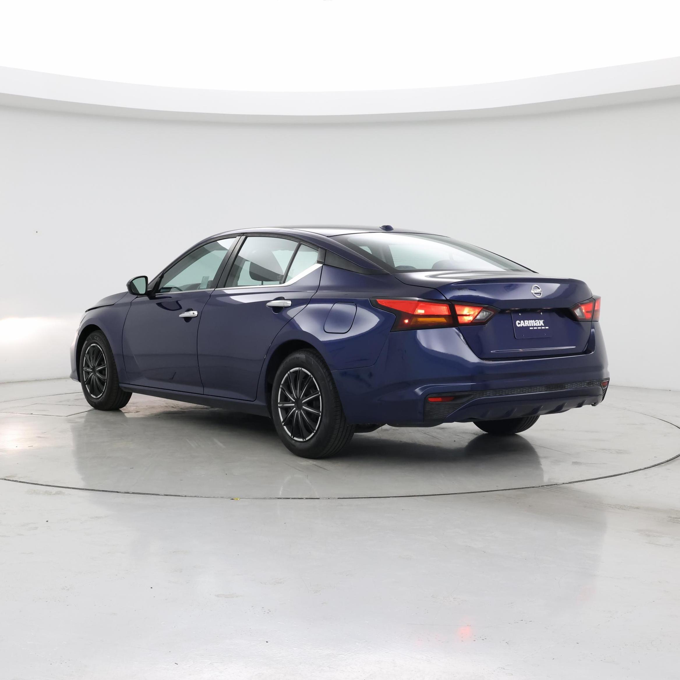 Thumbnail: 2020 Nissan Altima - 2