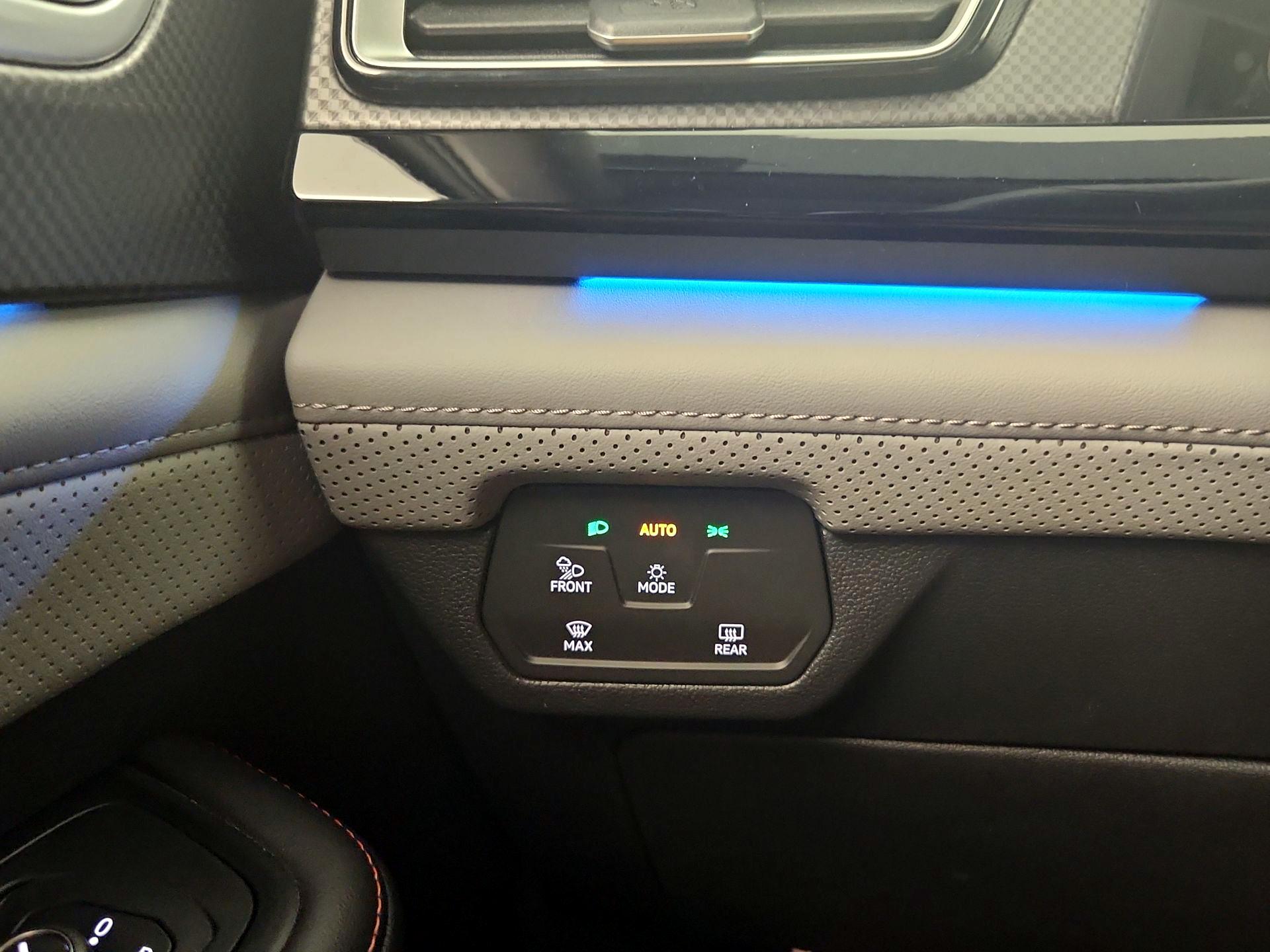Thumbnail: 2024 Volkswagen Atlas - 13