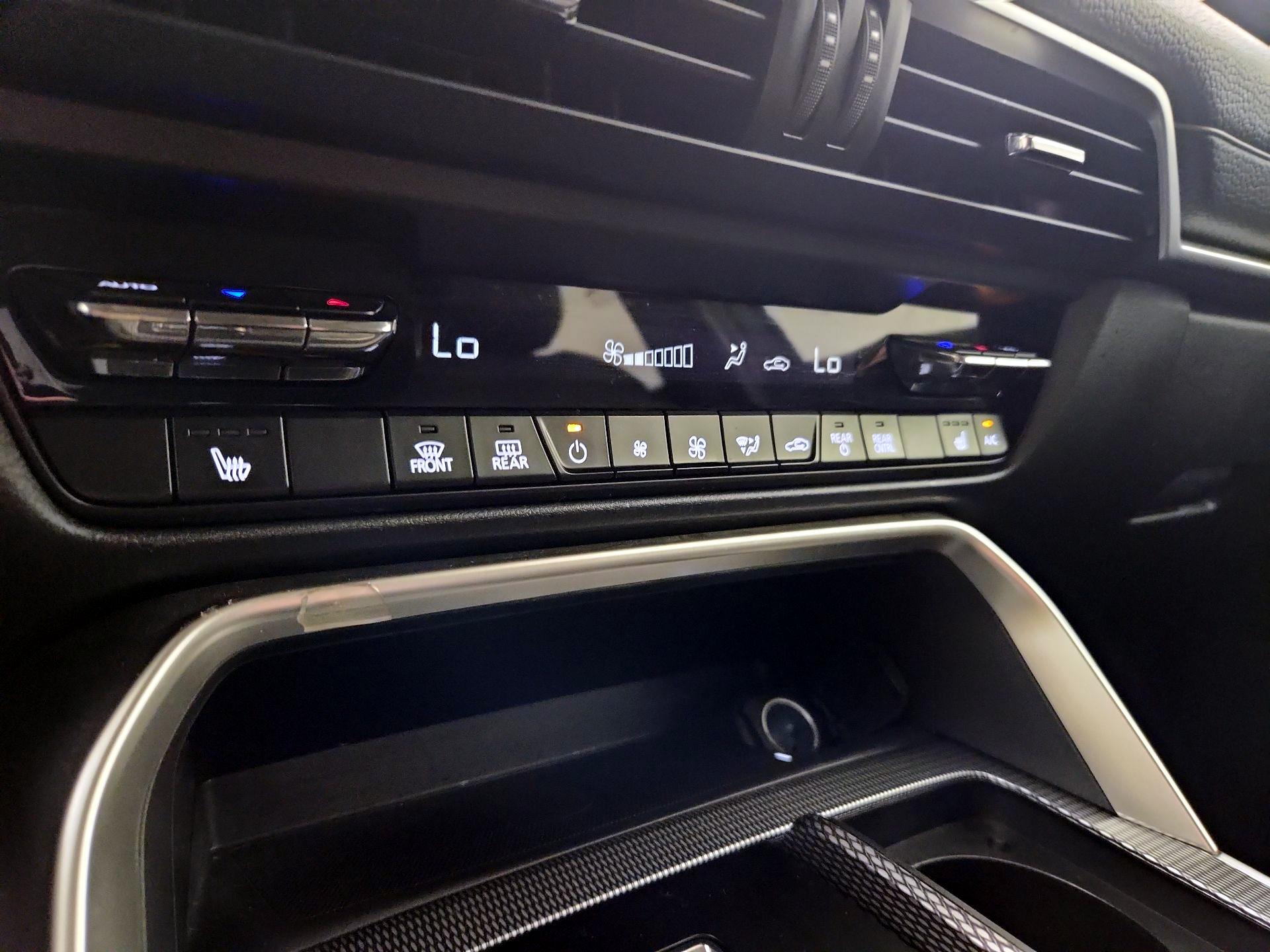 Thumbnail: 2024 Mazda CX-90 - 16