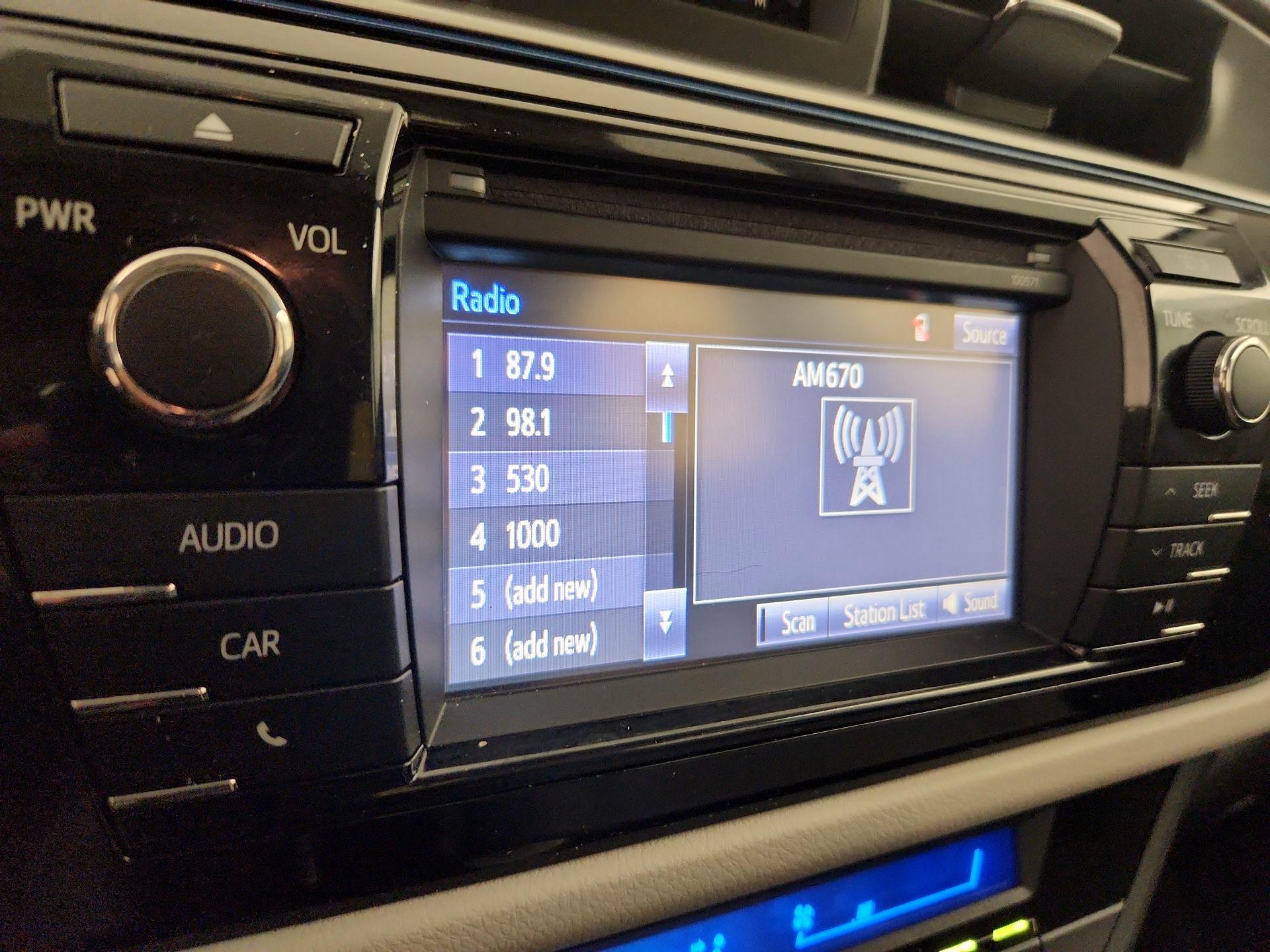 Thumbnail: 2016 Toyota Corolla - 15