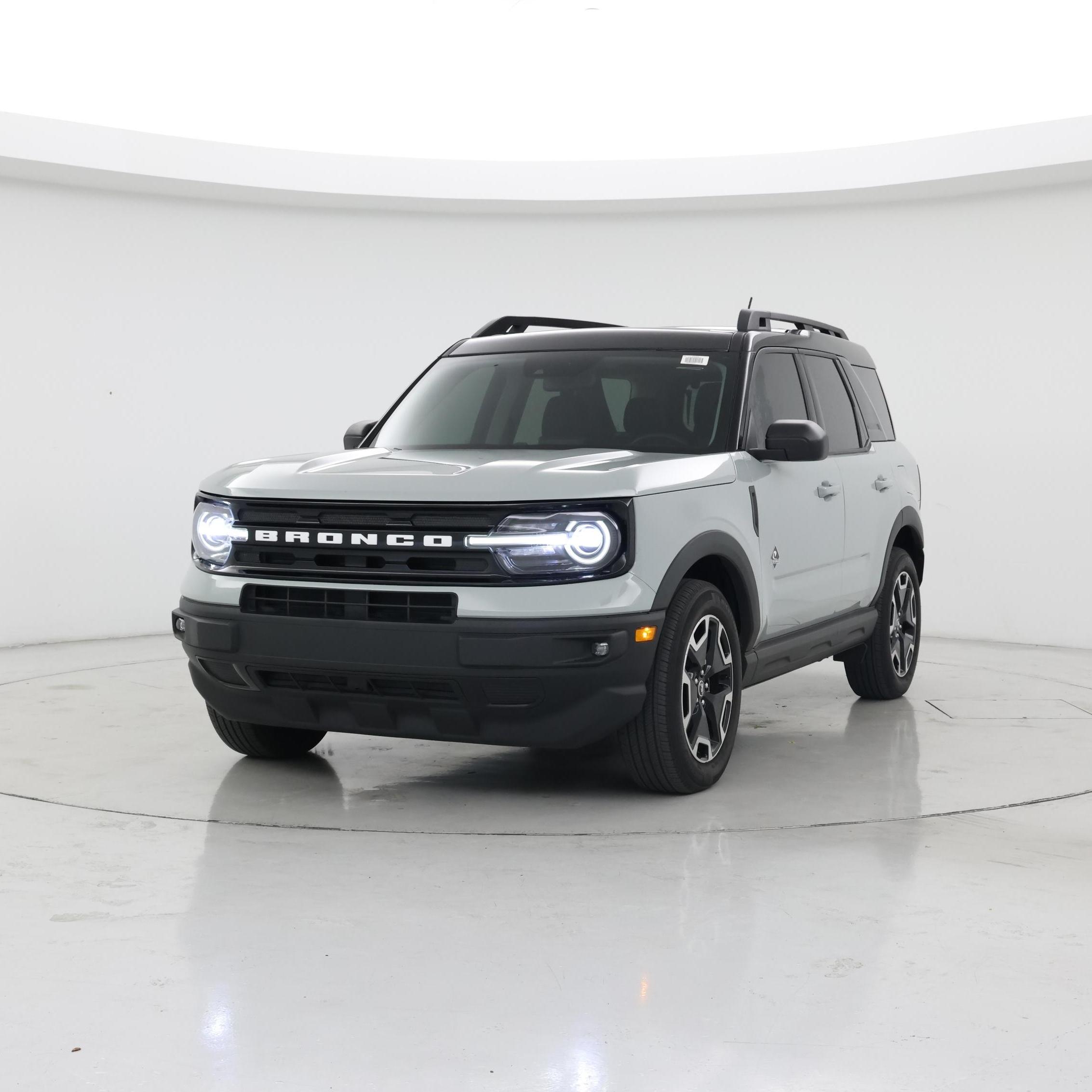 Thumbnail: 2022 Ford Bronco Sport - 4