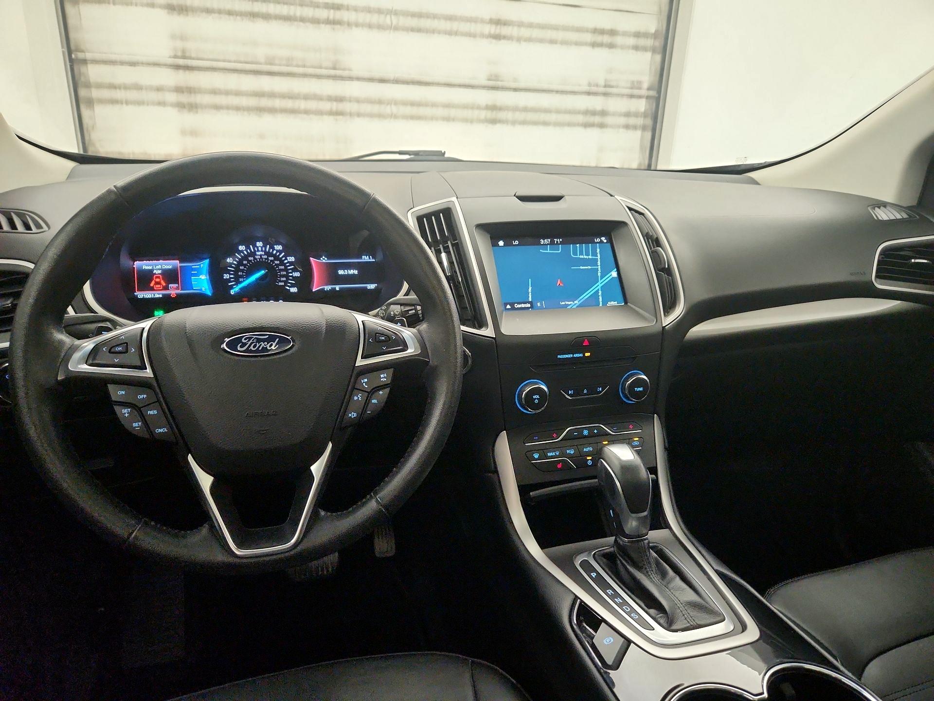 Thumbnail: 2017 Ford Edge - 9