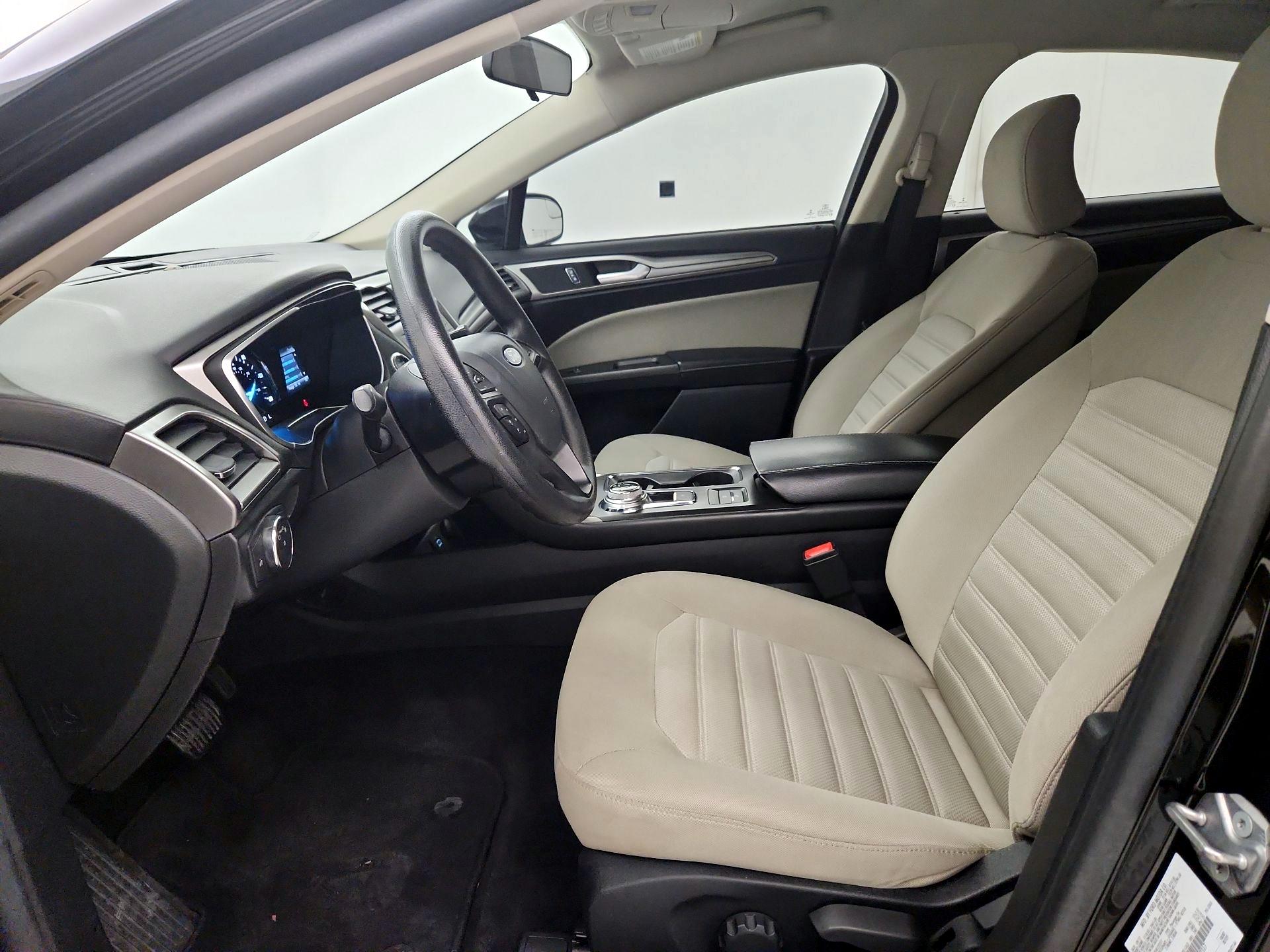 Thumbnail: 2018 Ford Fusion - 11