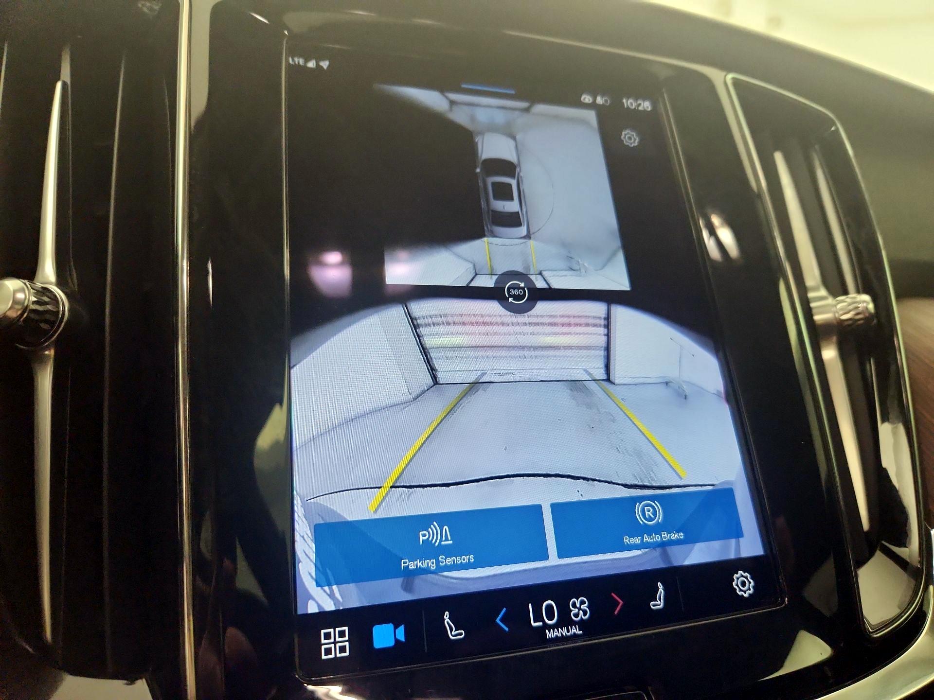 Thumbnail: 2024 Volvo S60 - 15