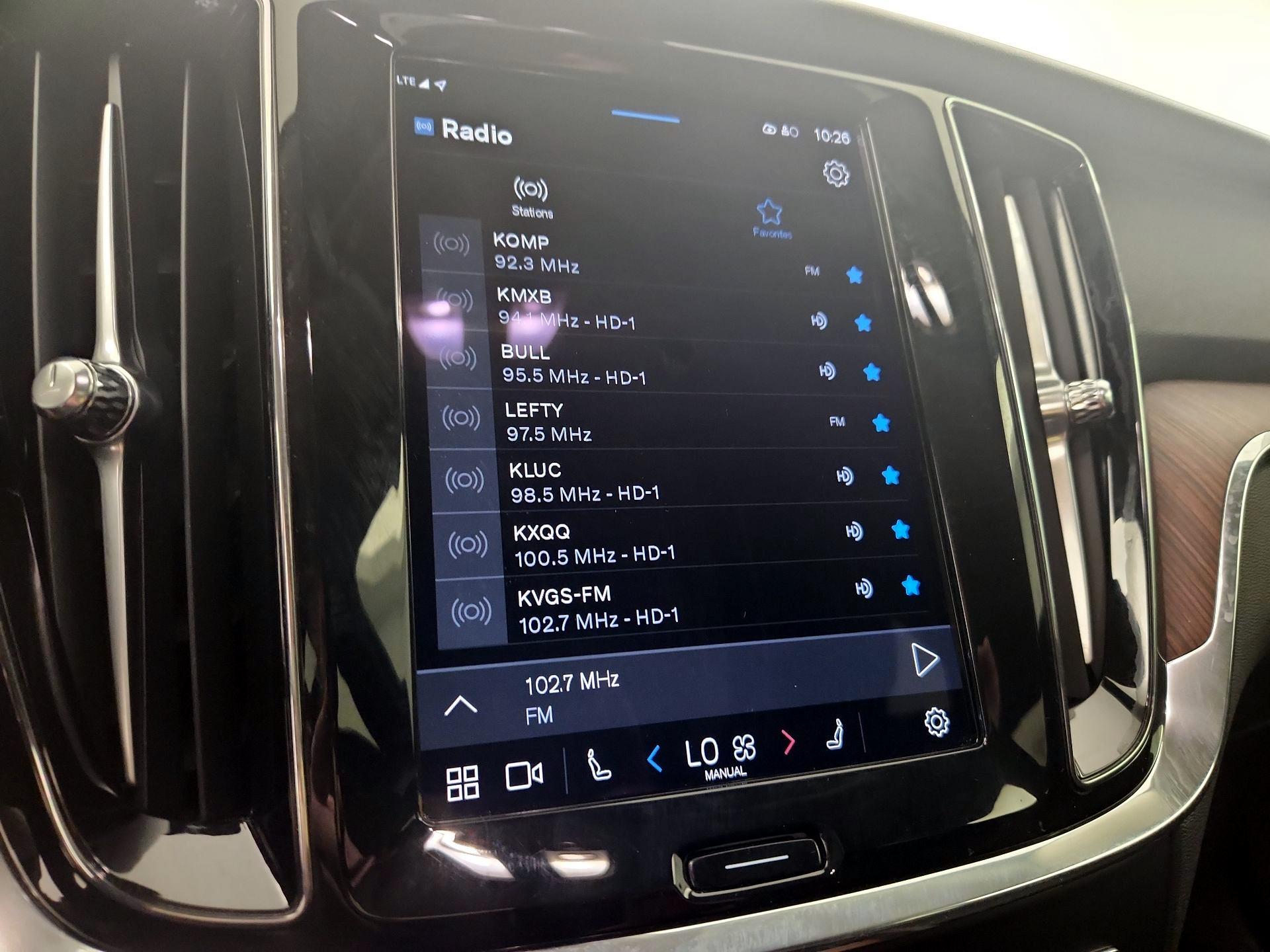 Thumbnail: 2024 Volvo S60 - 16