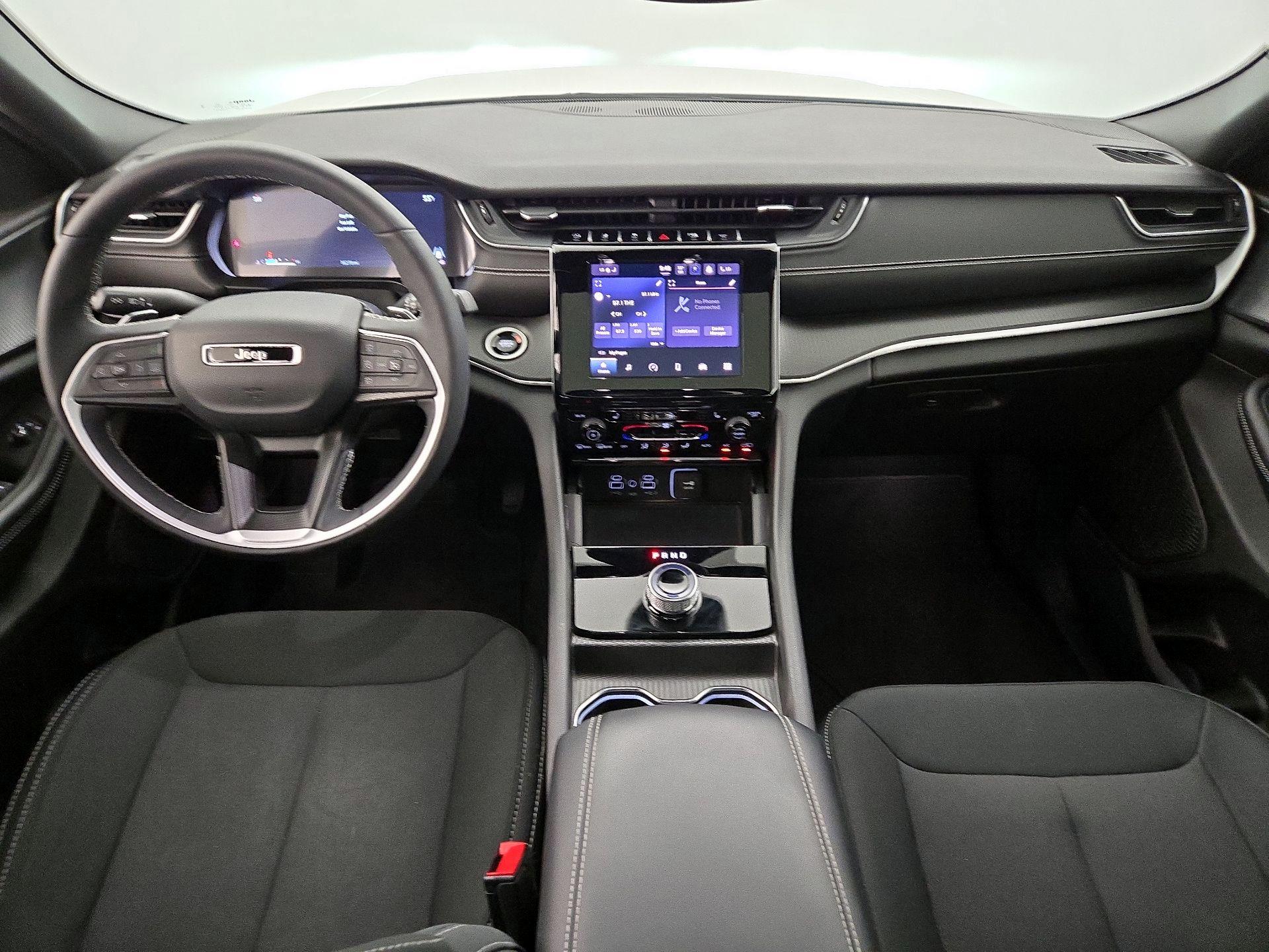 Thumbnail: 2024 Jeep Grand Cherokee - 9